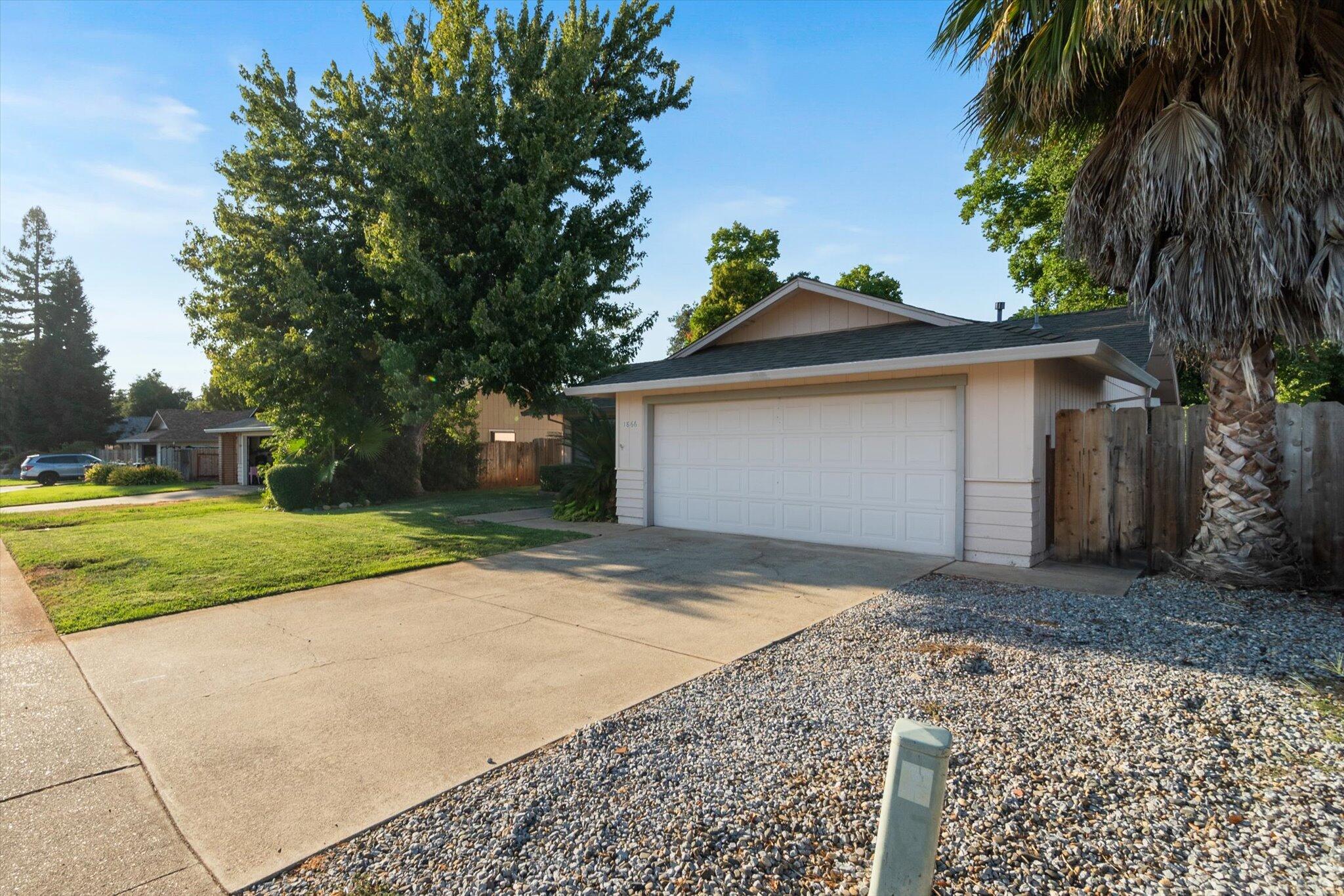 1866 Silverfield Loop