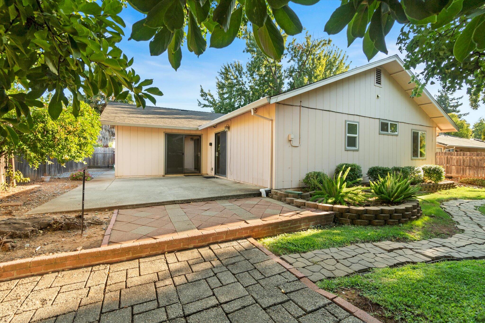 1866 Silverfield Loop