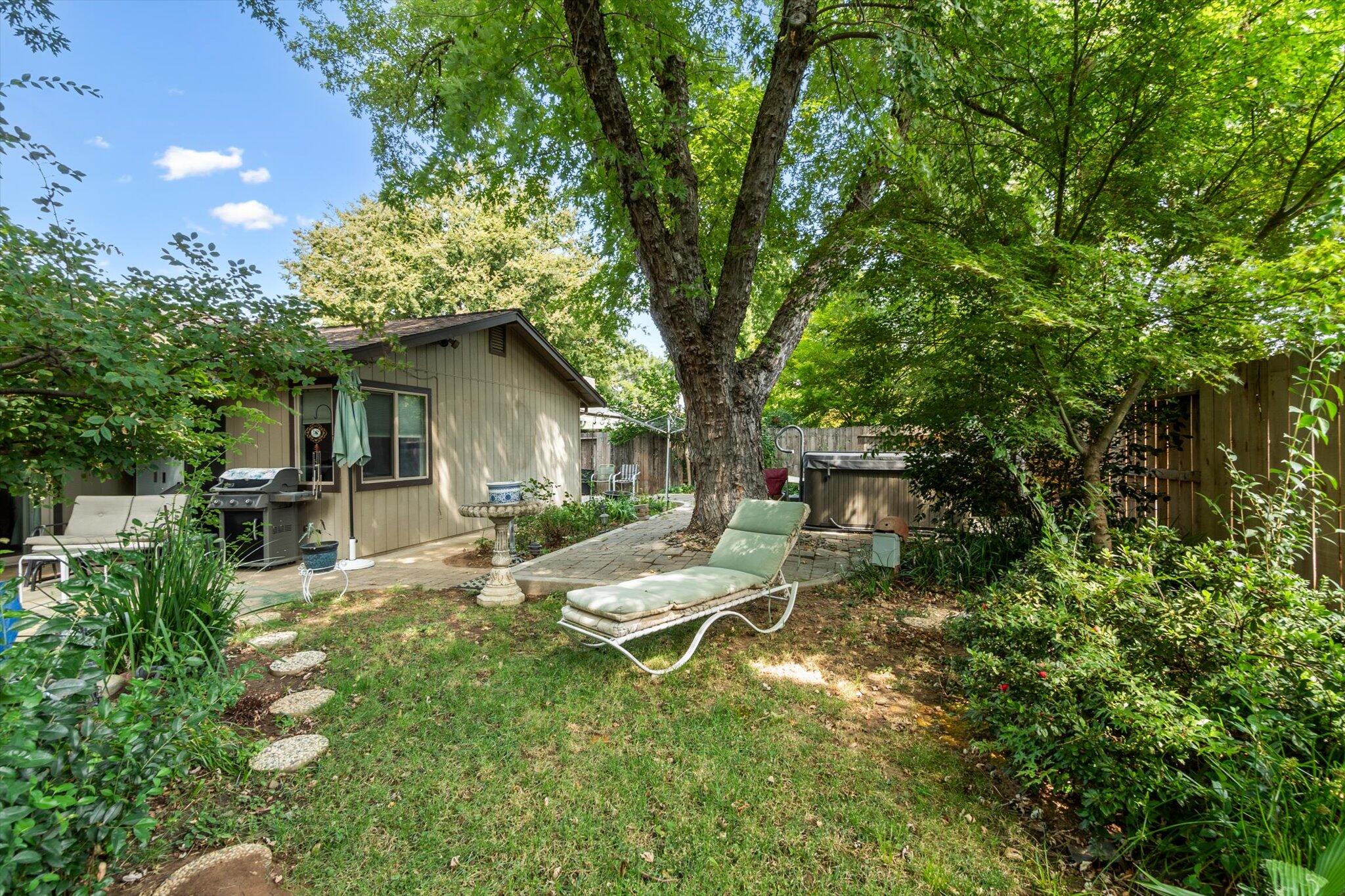 6671 Creekside Street