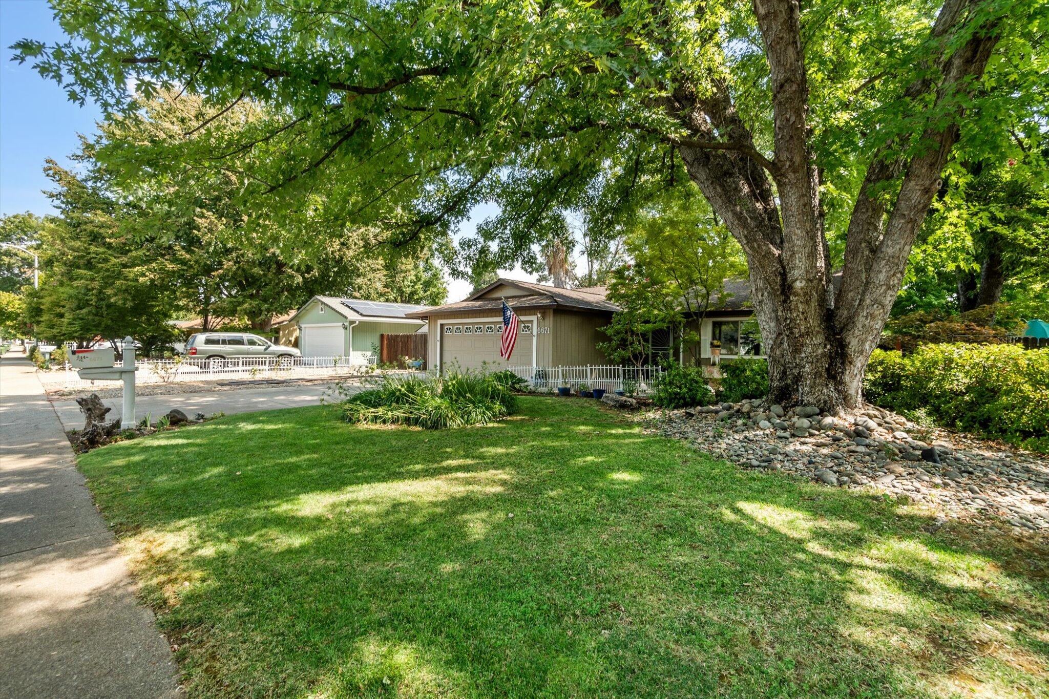 6671 Creekside Street