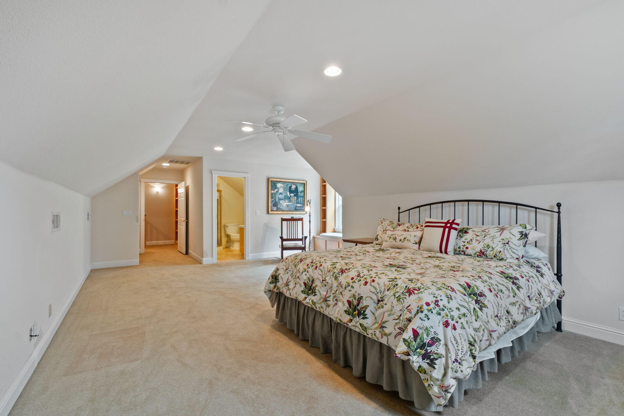 21992 Los Altos Drive