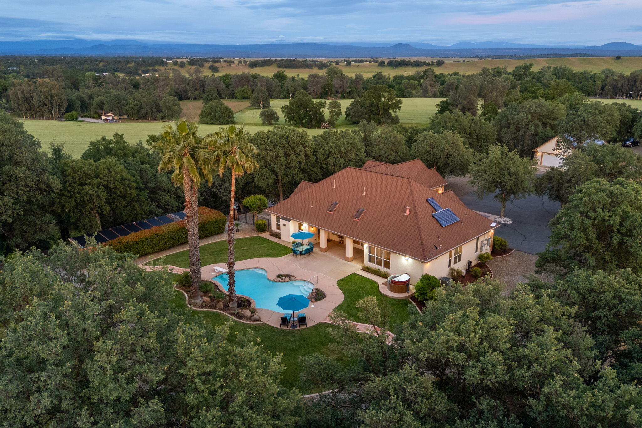21992 Los Altos Drive