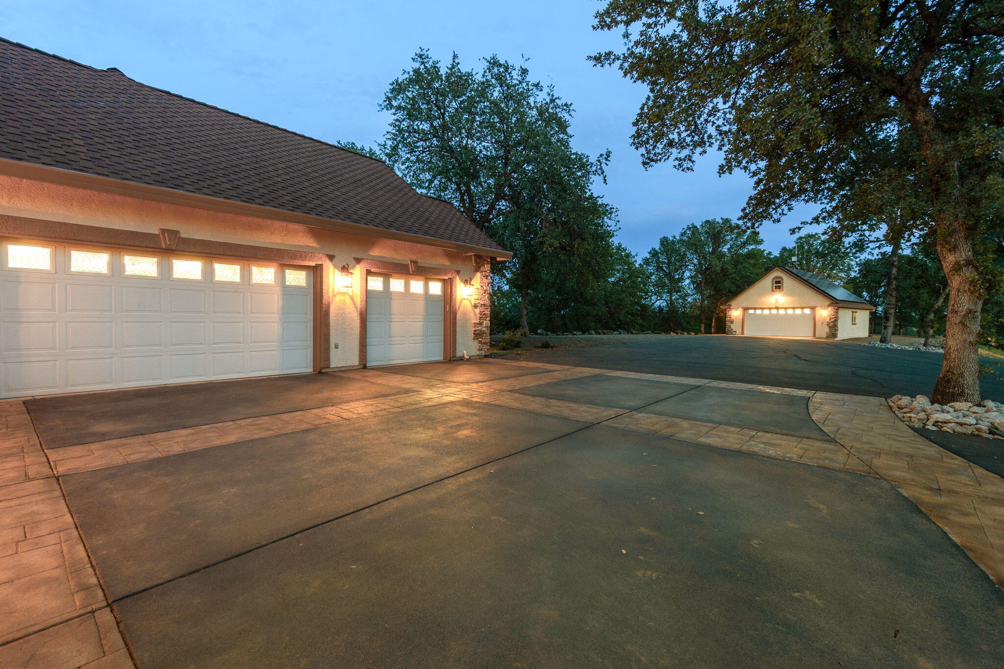 21992 Los Altos Drive