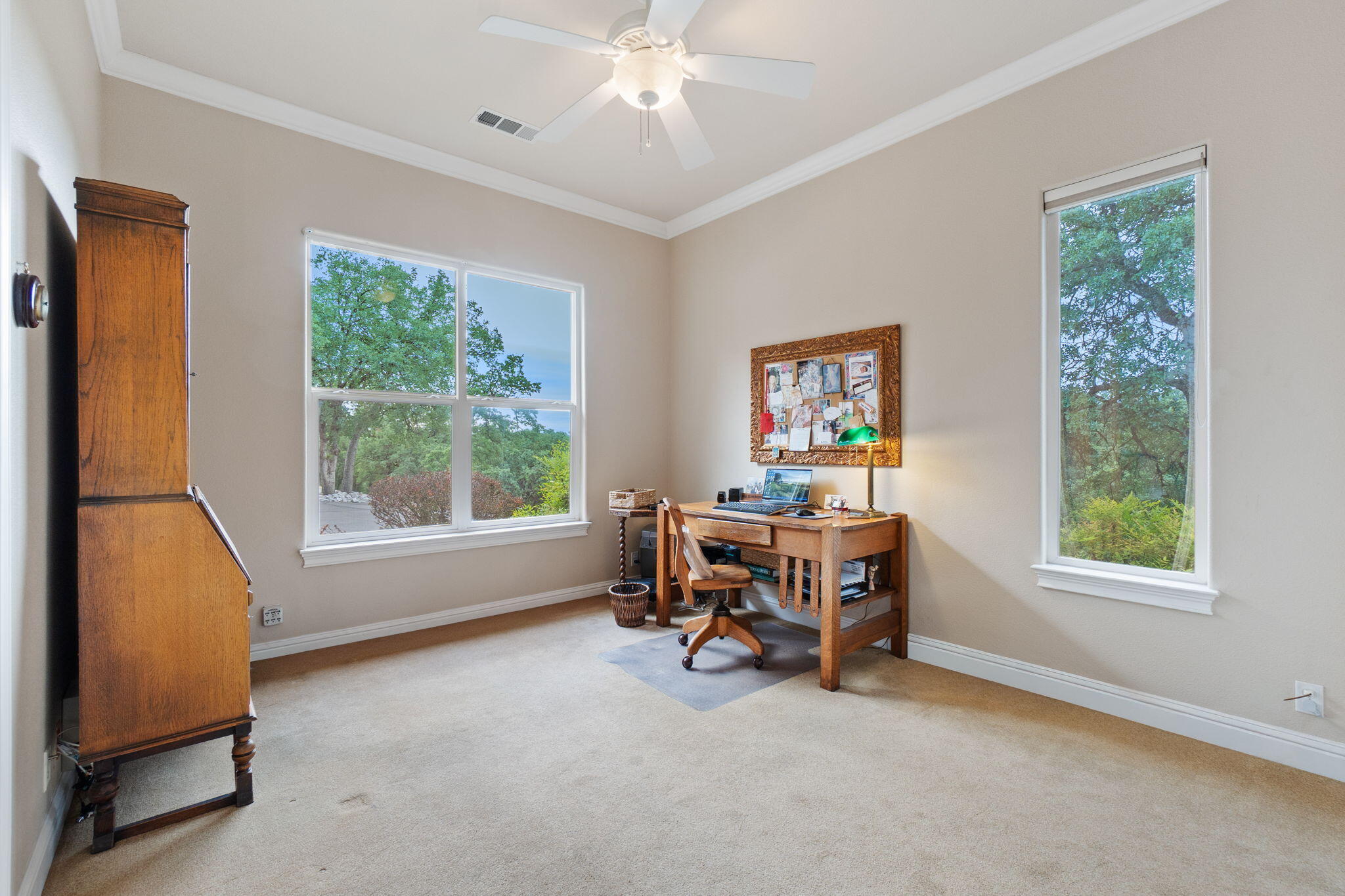 21992 Los Altos Drive