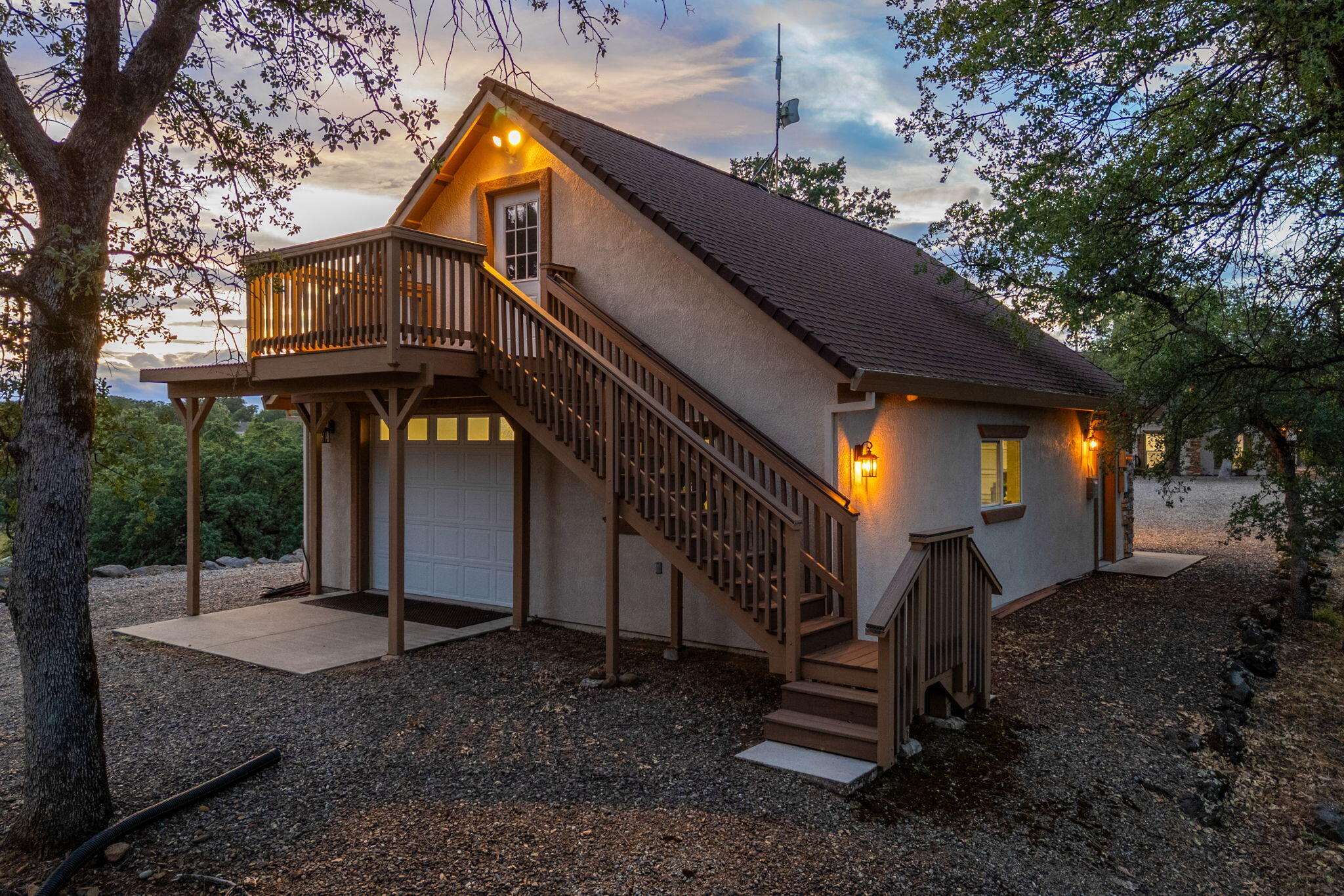 21992 Los Altos Drive