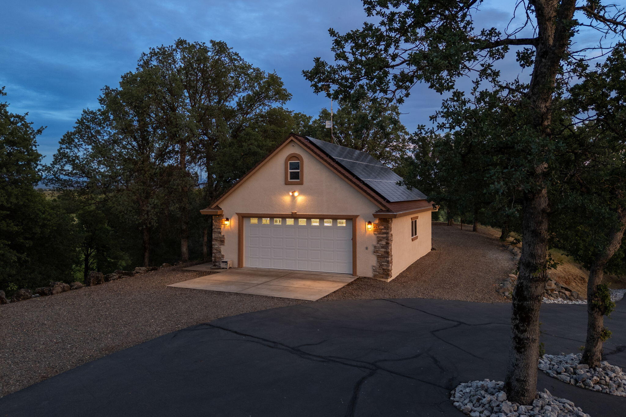 21992 Los Altos Drive