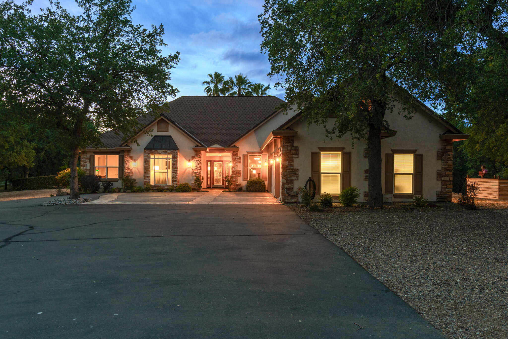 21992 Los Altos Drive