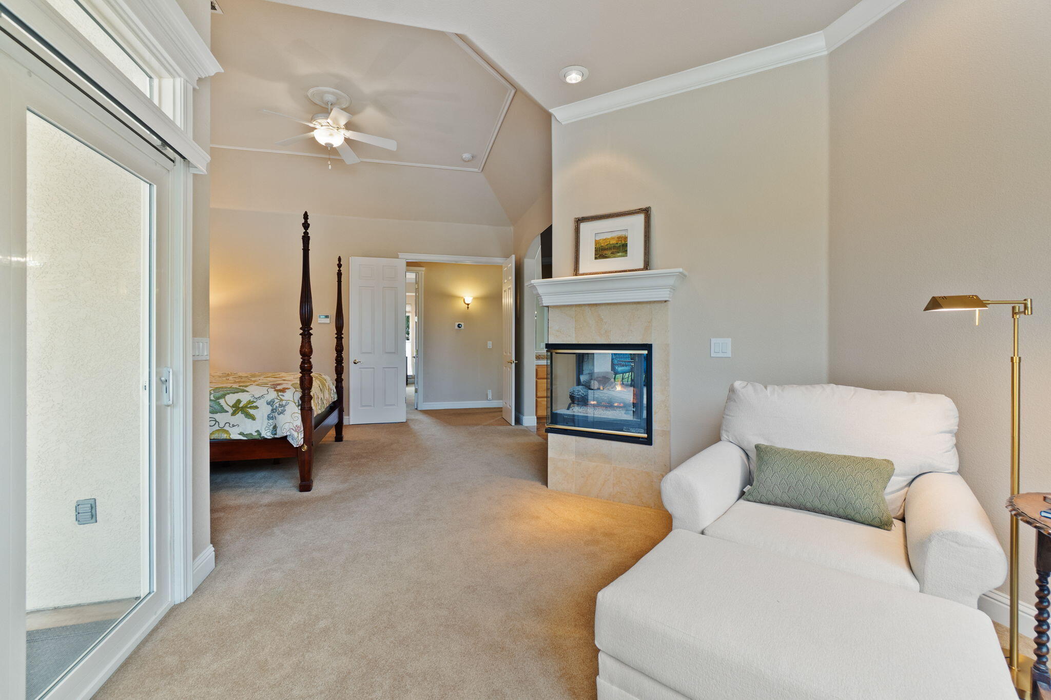 21992 Los Altos Drive