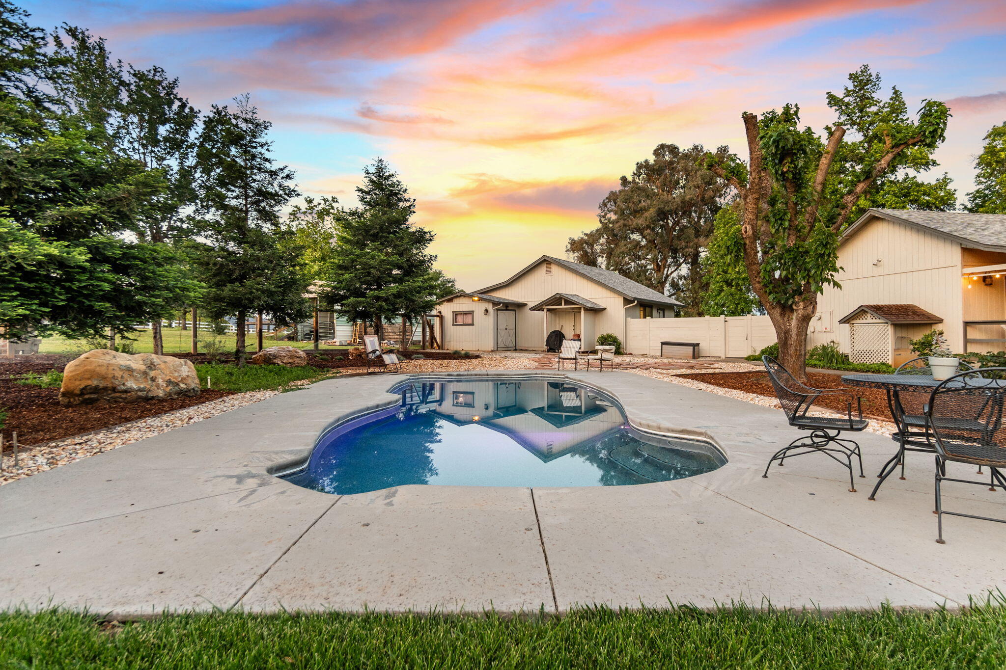 2655 Majestic Oak Circle