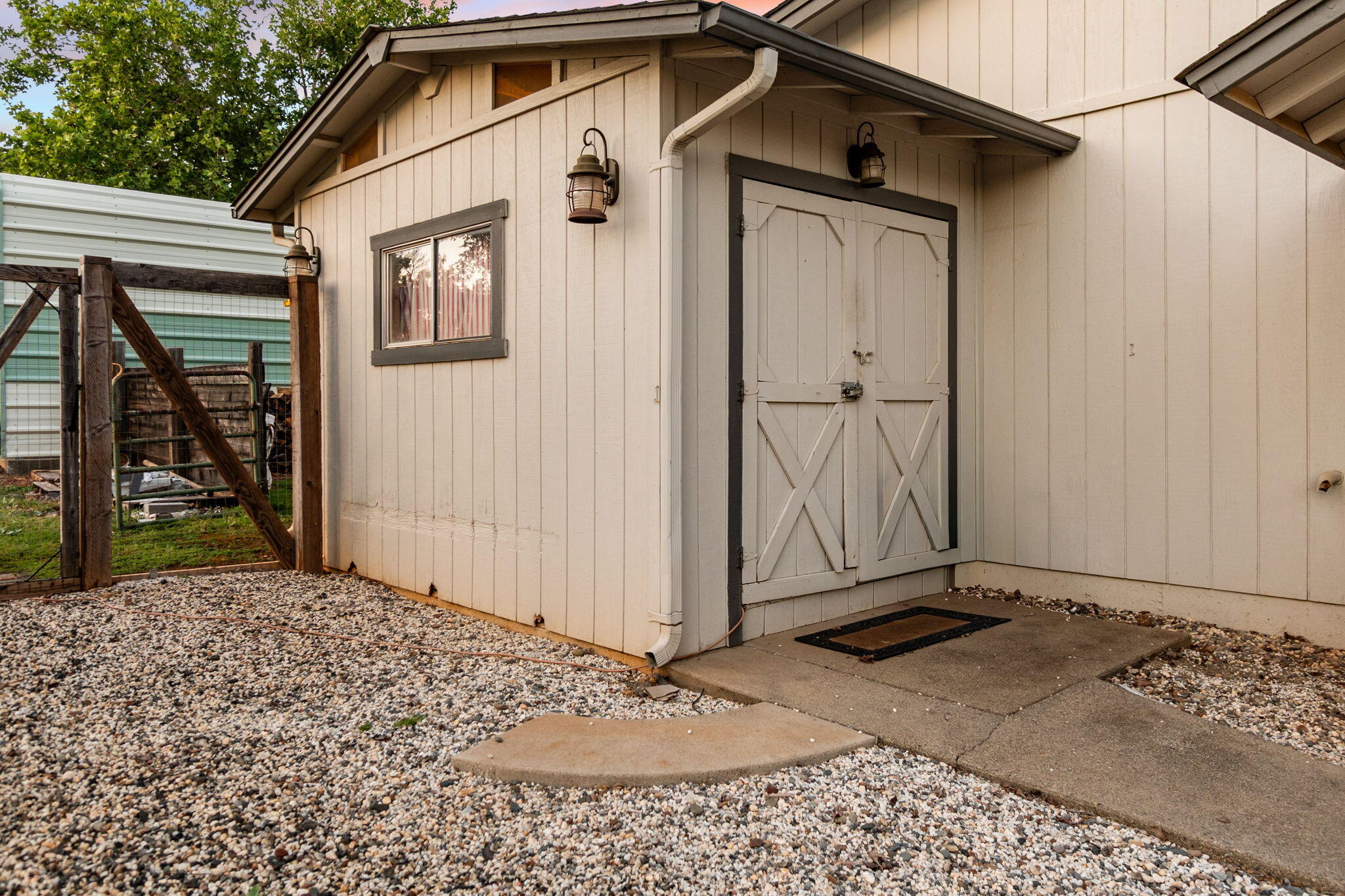 2655 Majestic Oak Circle