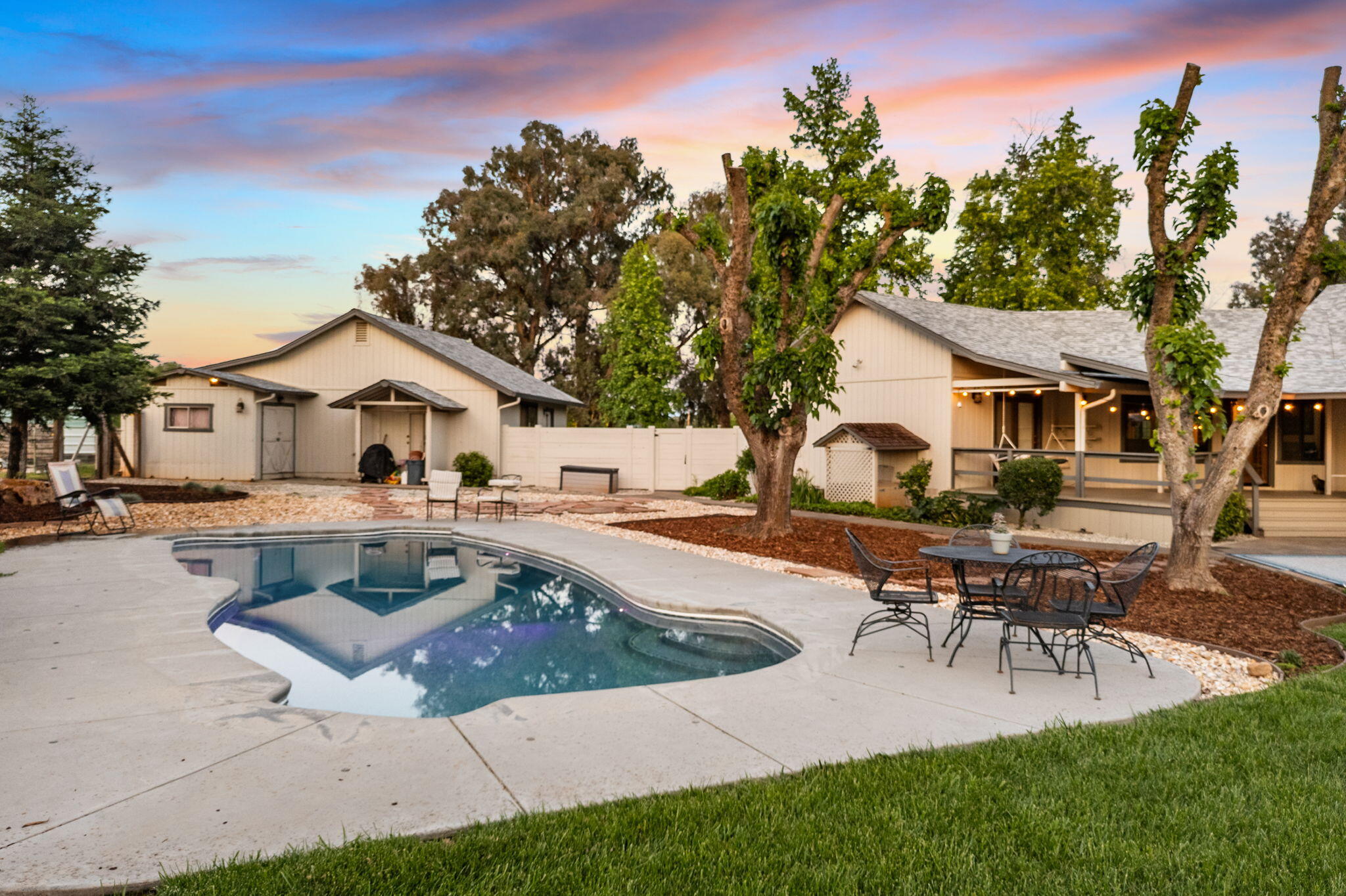 2655 Majestic Oak Circle