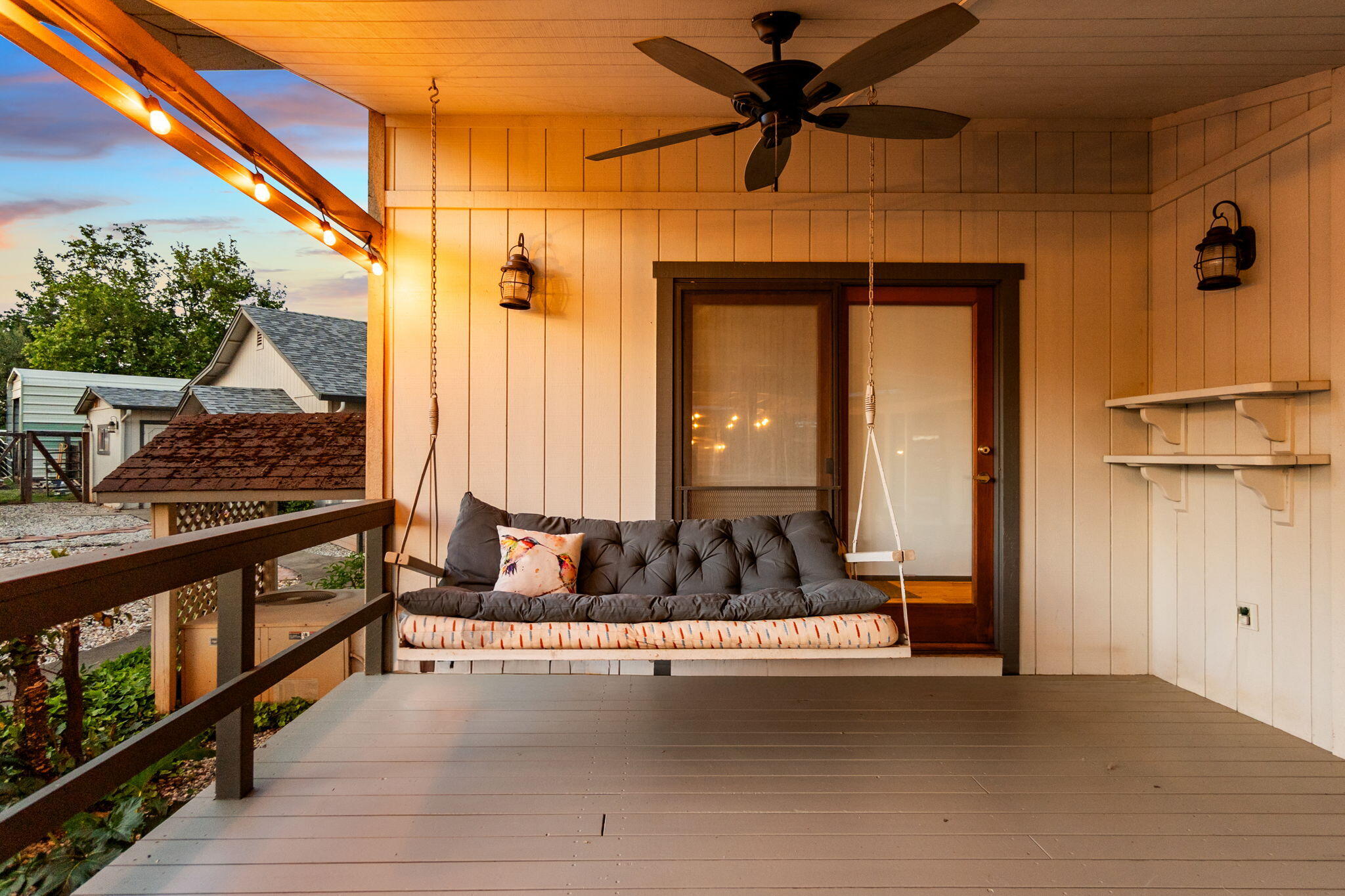 2655 Majestic Oak Circle