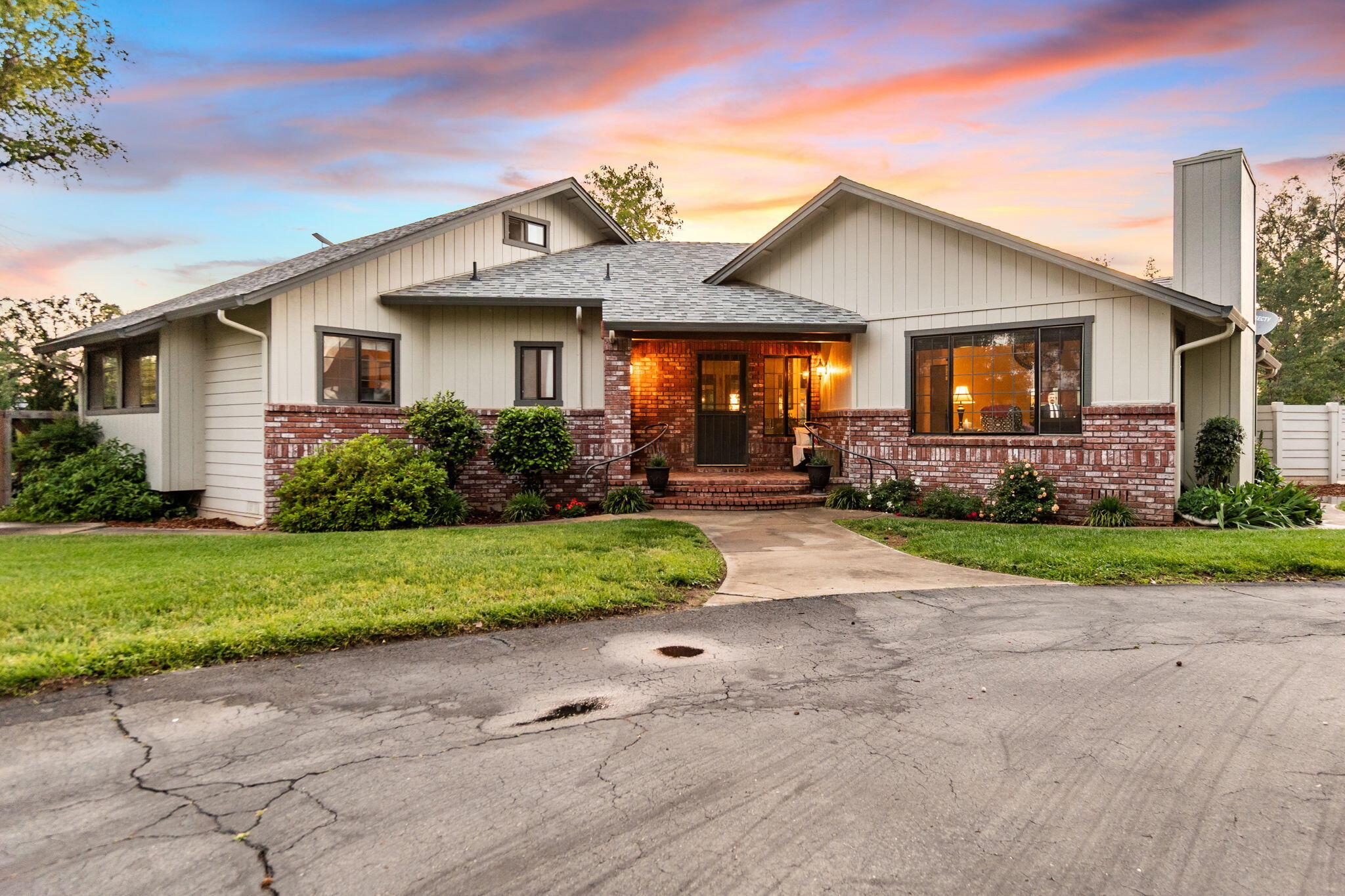 2655 Majestic Oak Circle