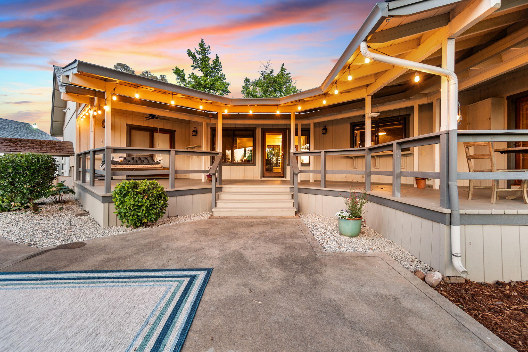 2655 Majestic Oak Circle