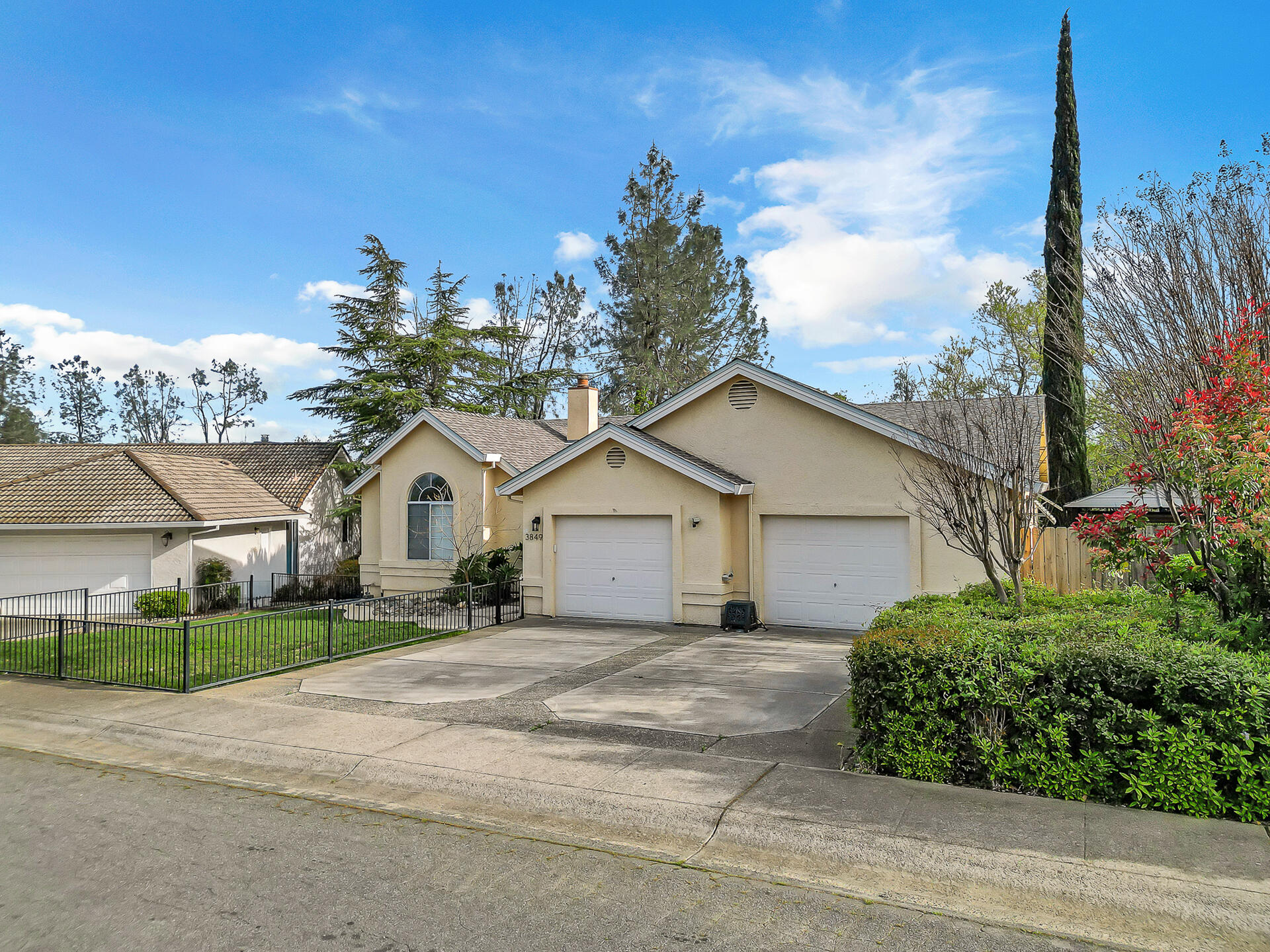 3849 Appalachian Way