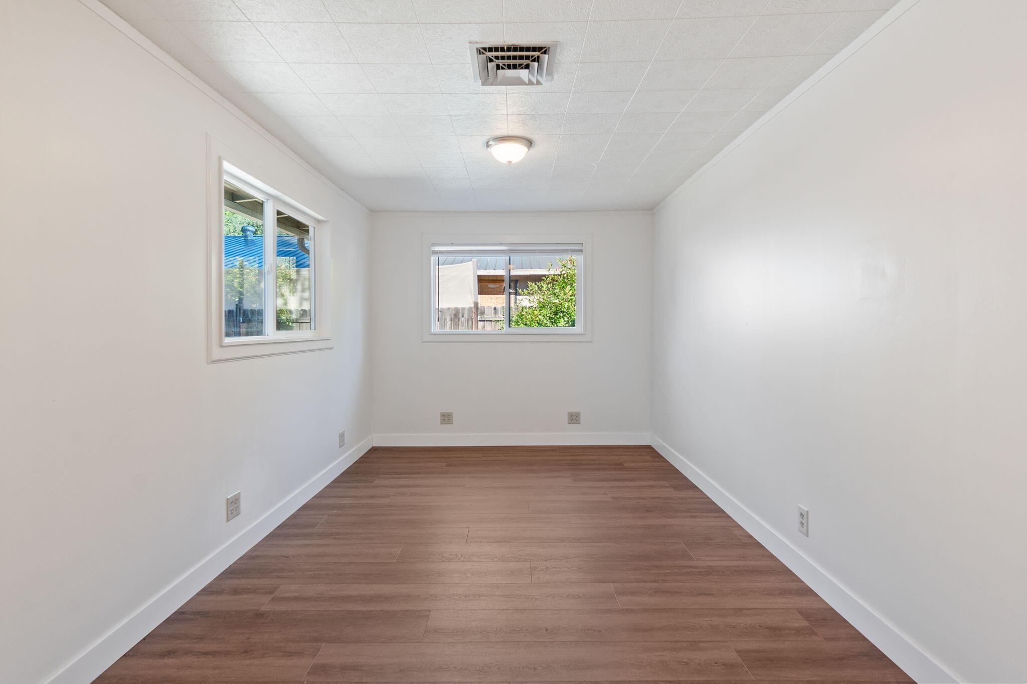 1064 Ledell Drive
