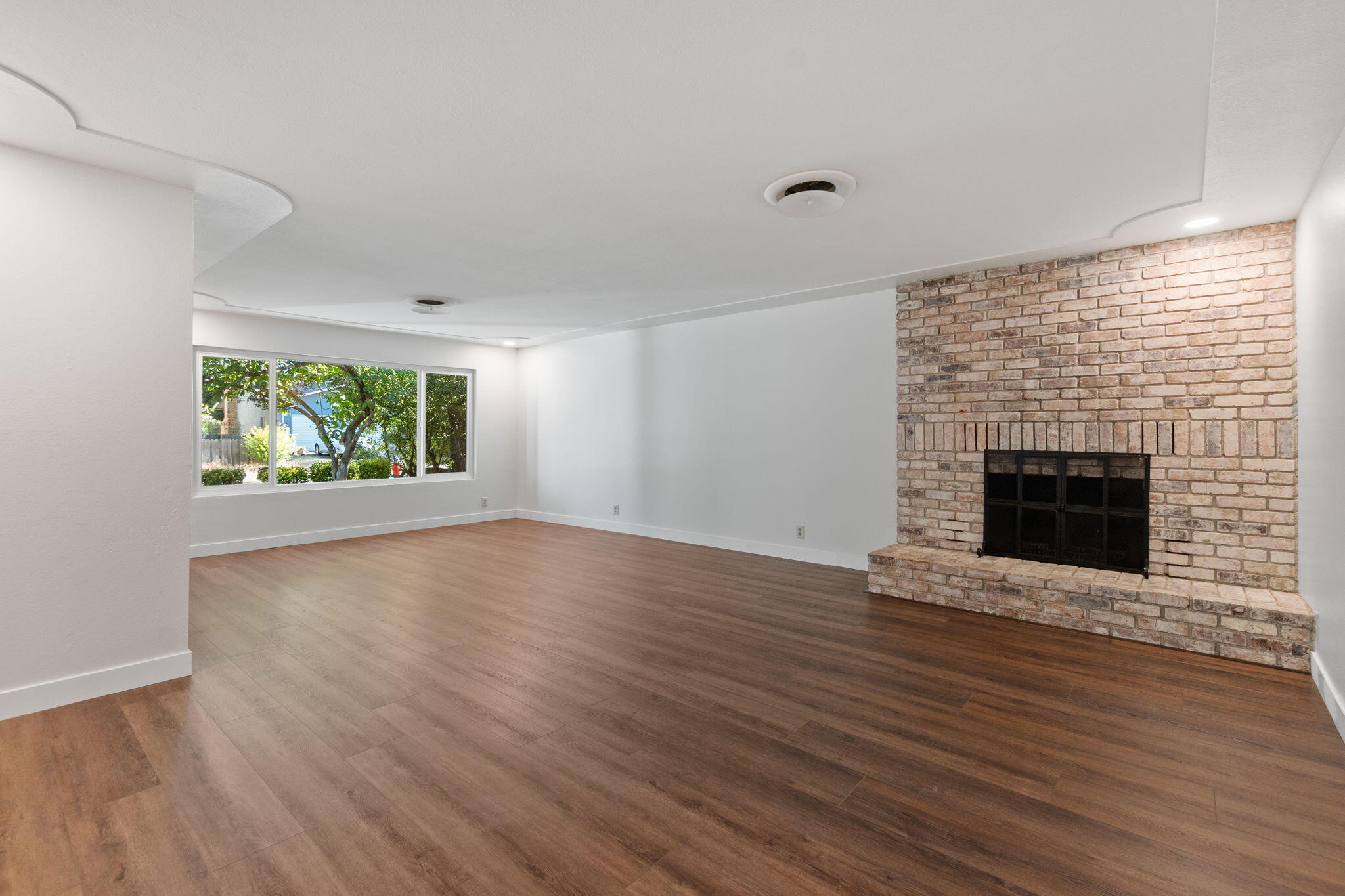 1064 Ledell Drive