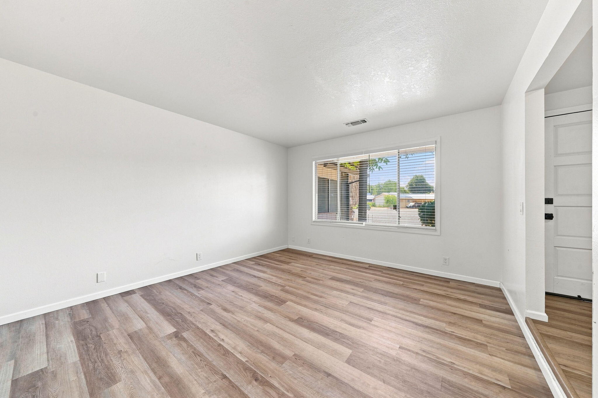 1134 Ruthie Lane