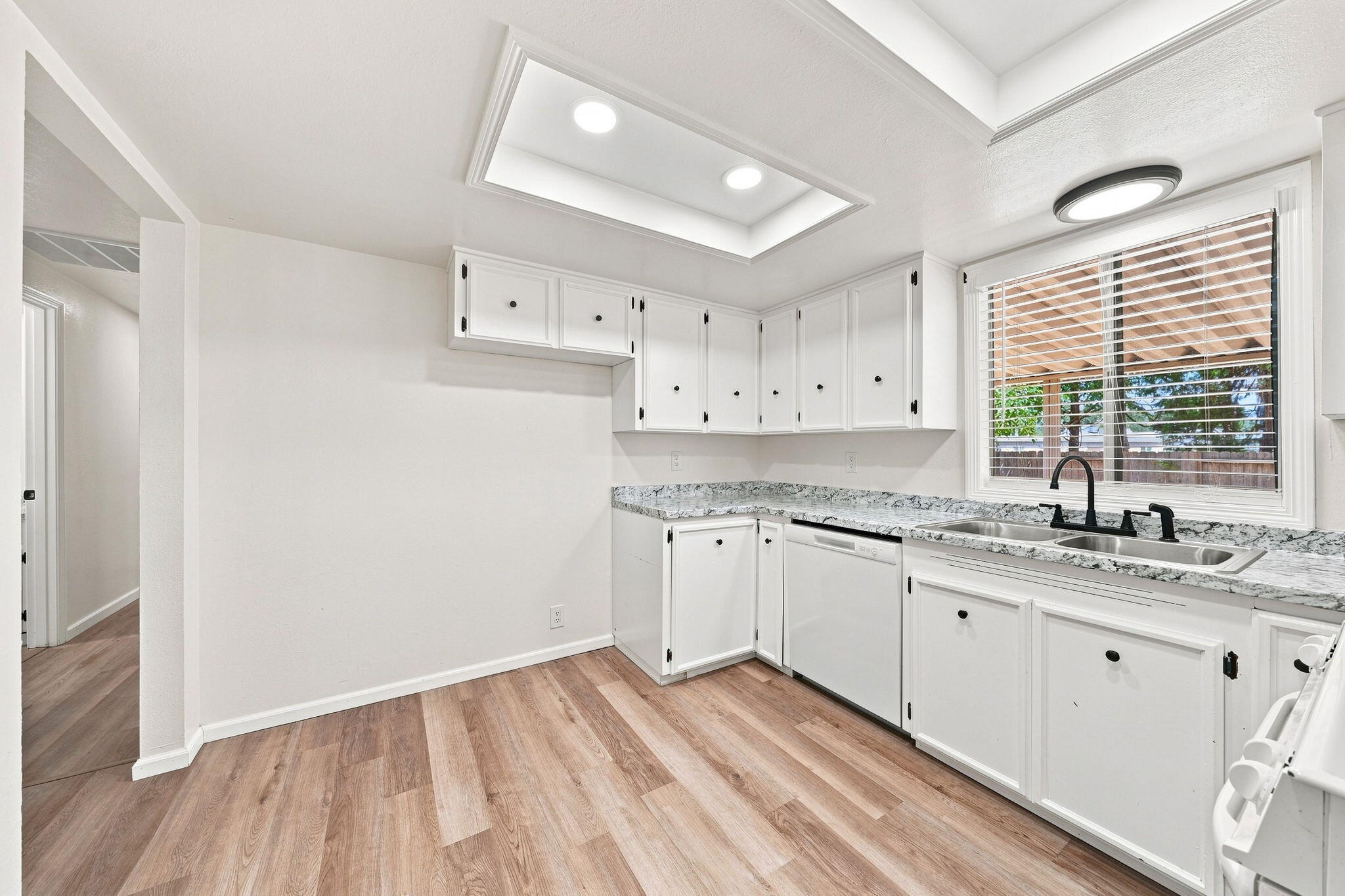 1134 Ruthie Lane