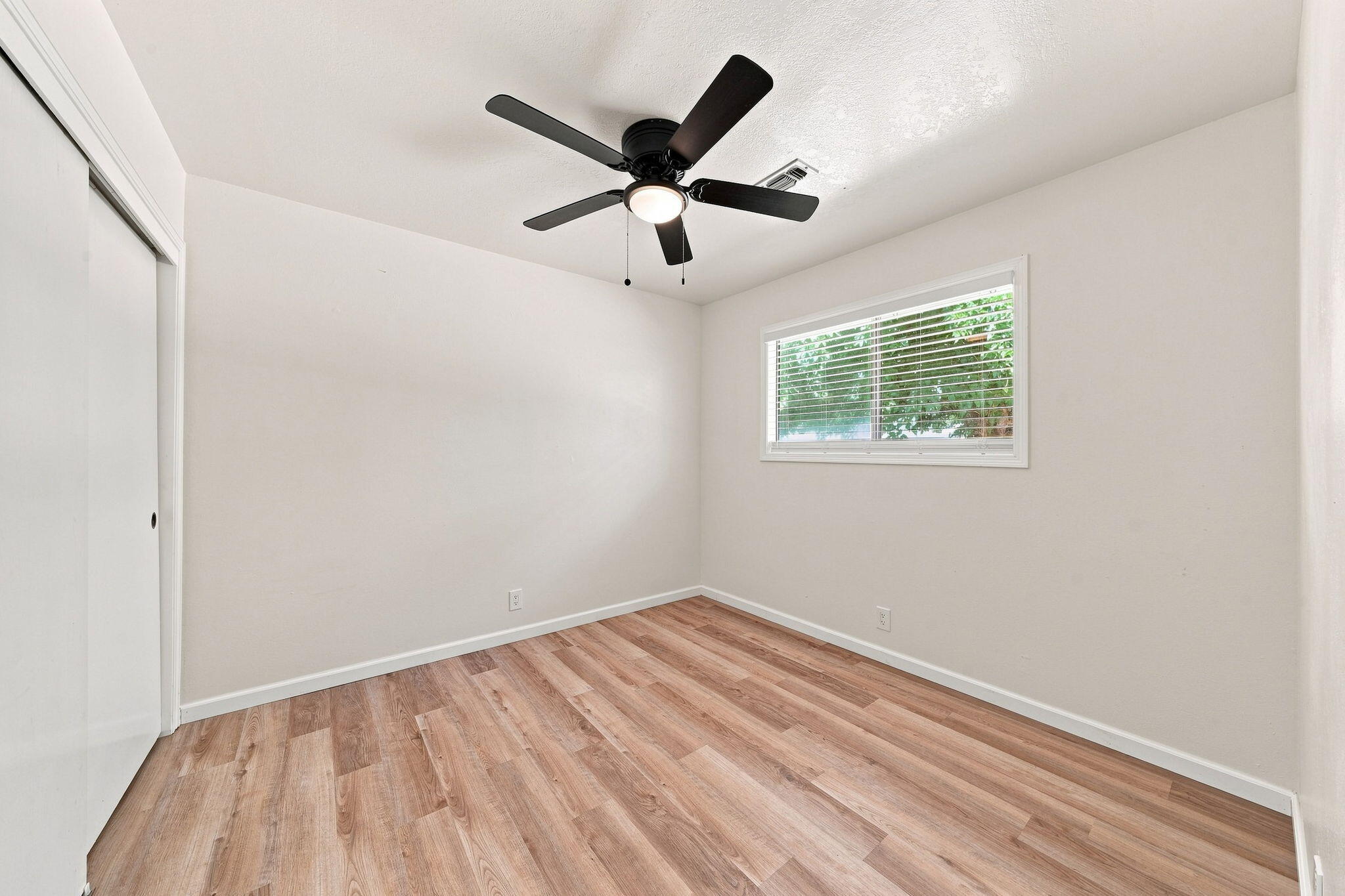 1134 Ruthie Lane