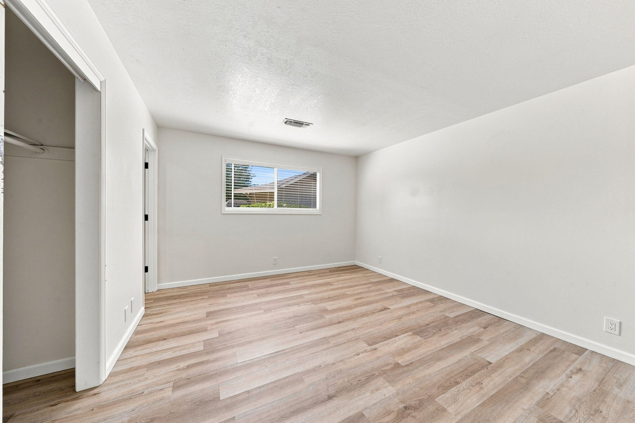 1134 Ruthie Lane