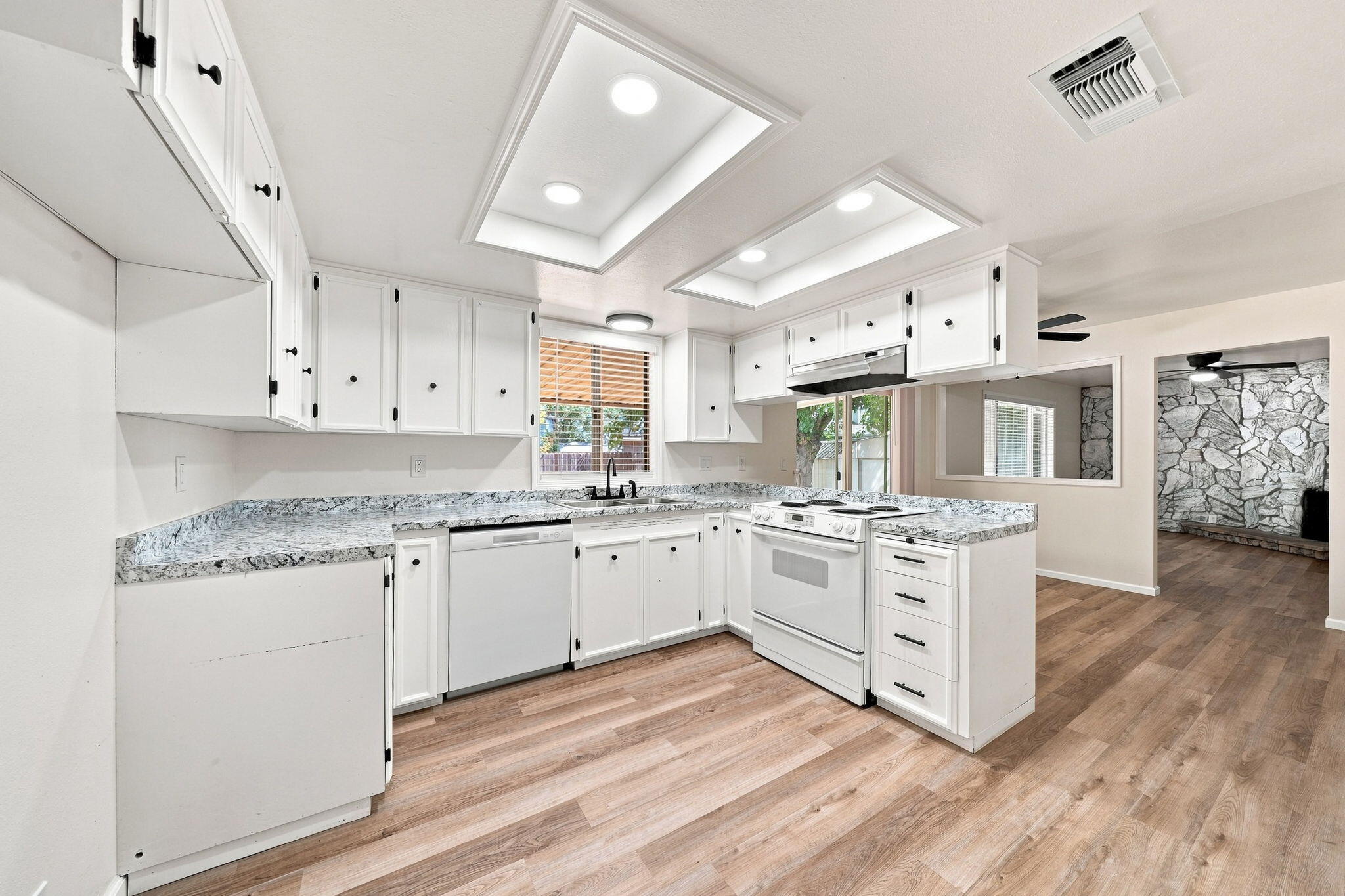 1134 Ruthie Lane