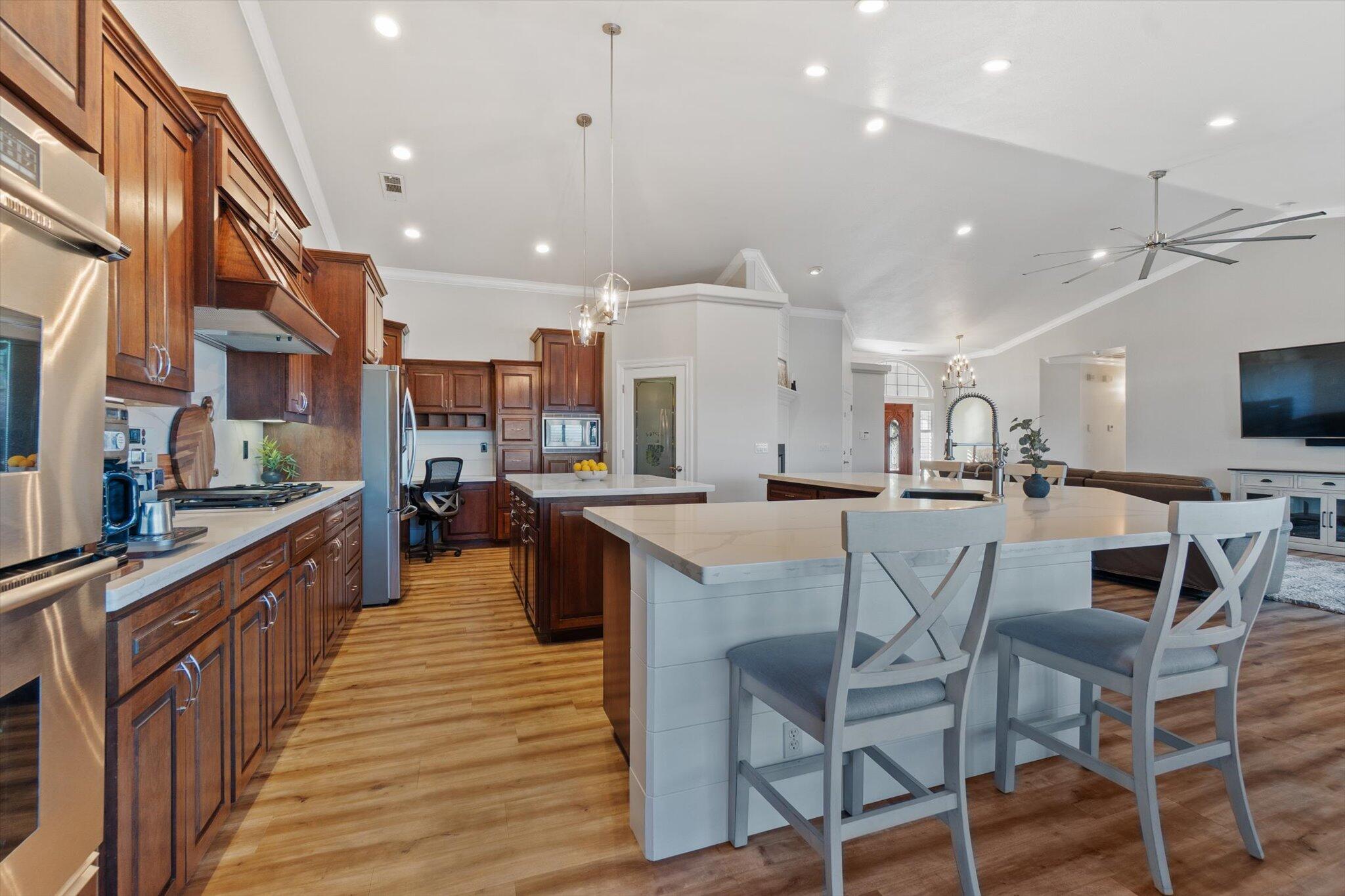 21810 Los Altos Drive