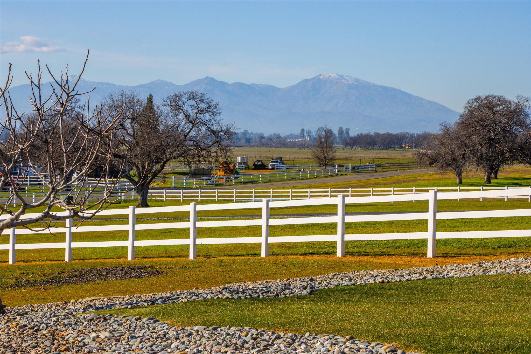 21810 Los Altos Drive