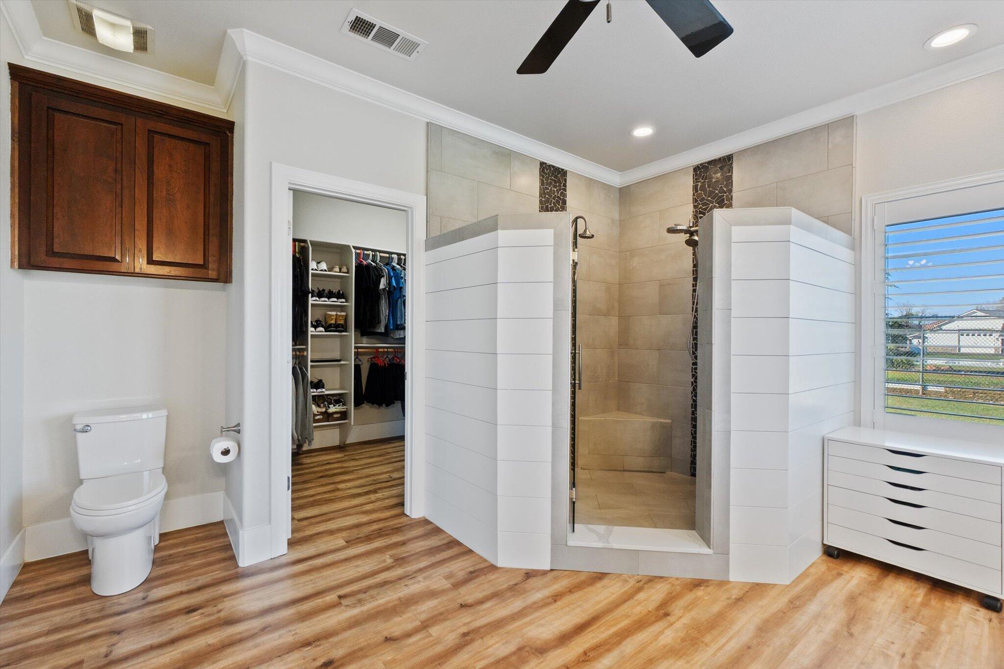 21810 Los Altos Drive