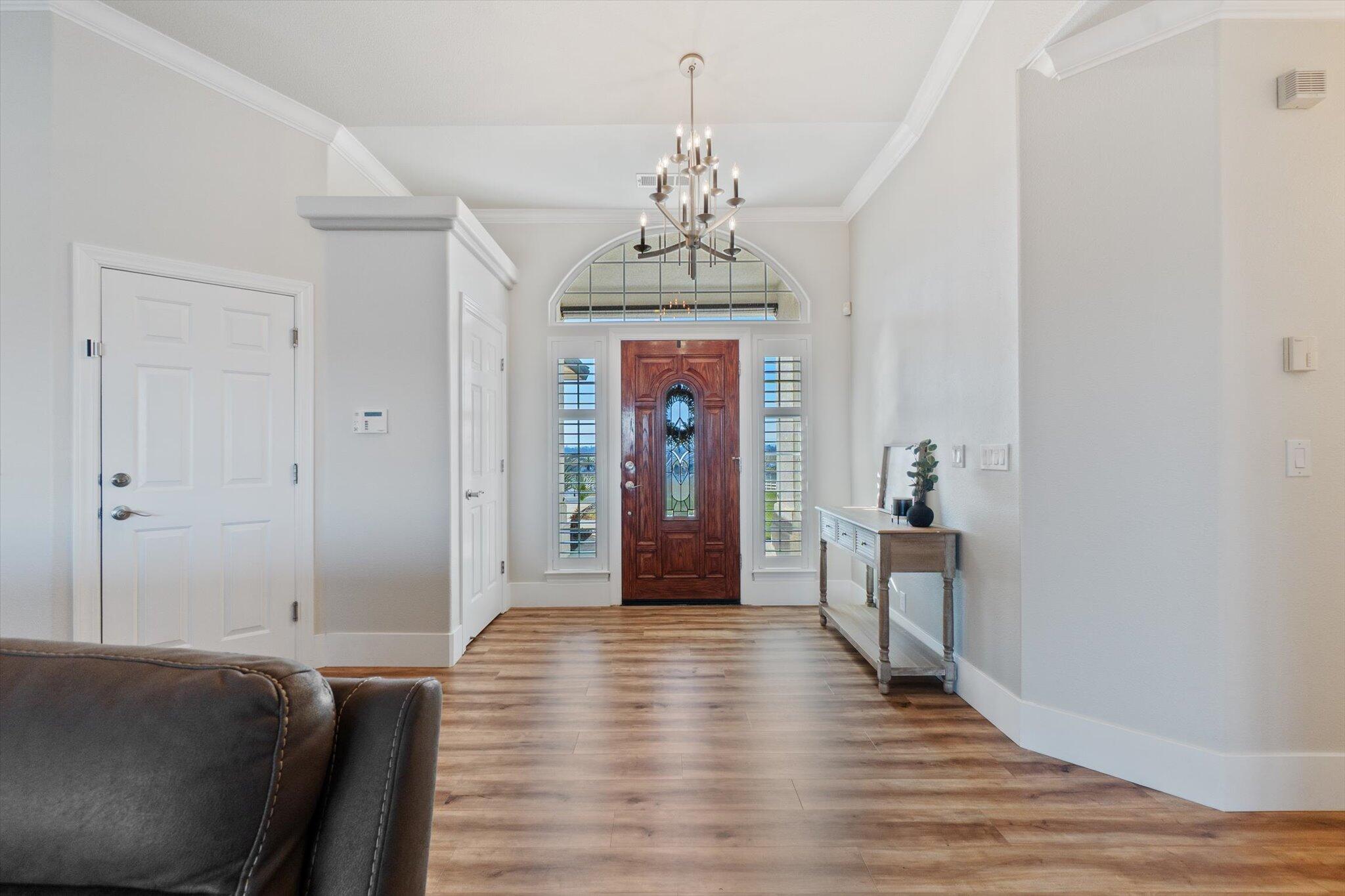 21810 Los Altos Drive