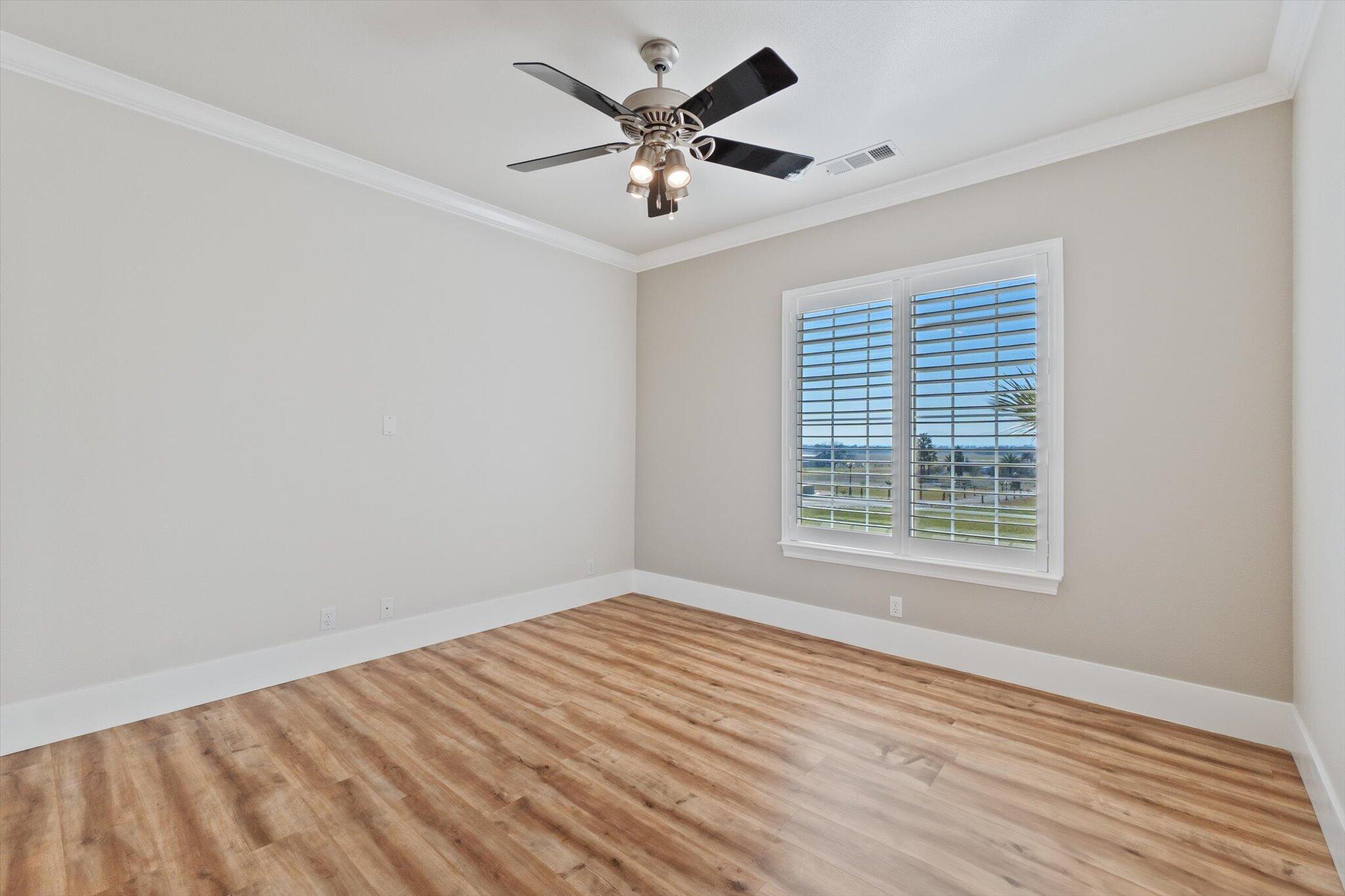 21810 Los Altos Drive