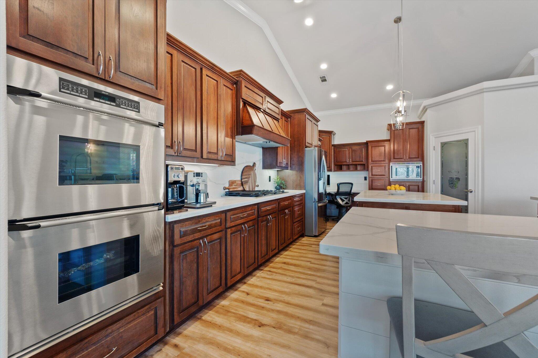 21810 Los Altos Drive