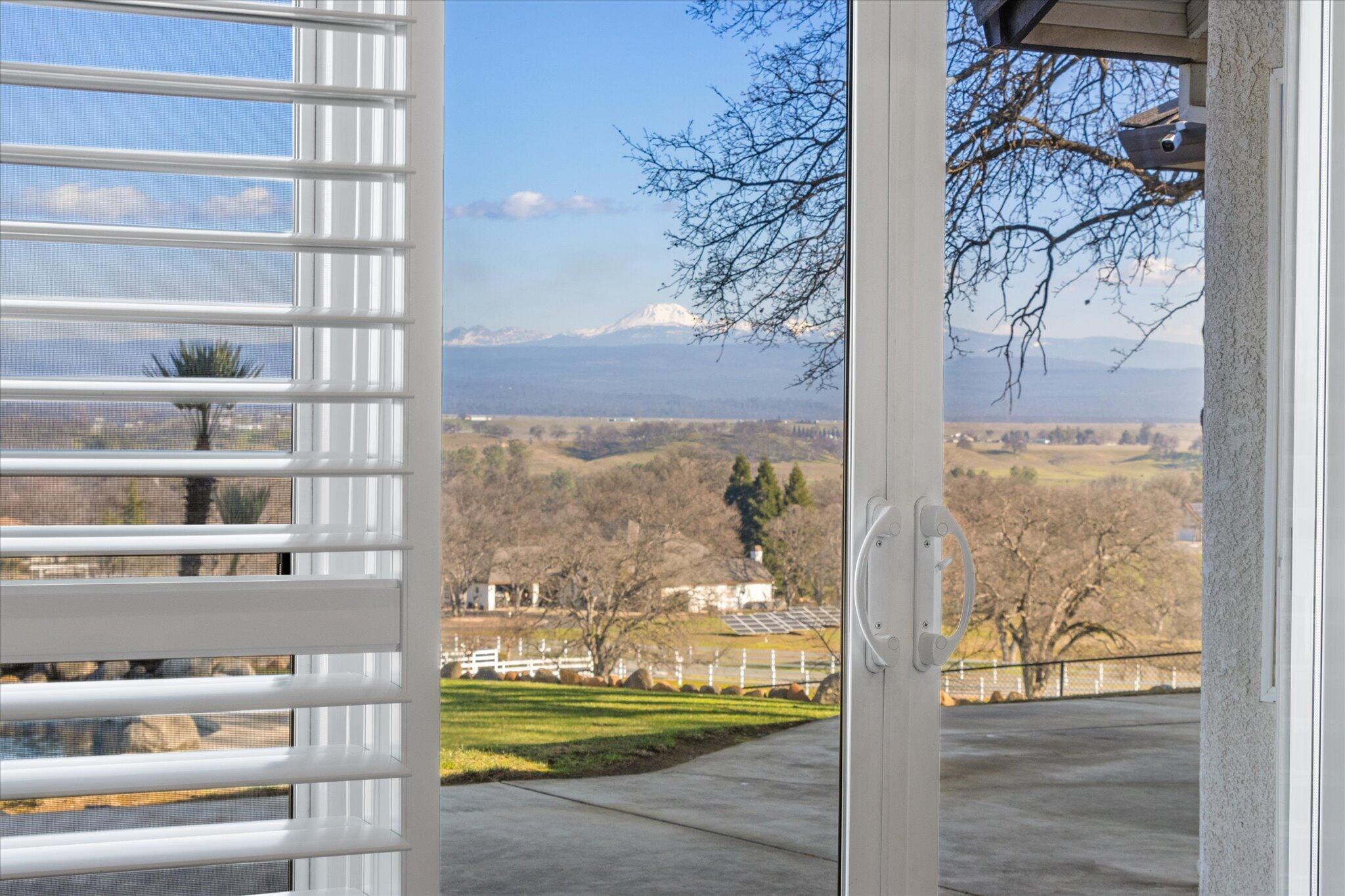 21810 Los Altos Drive