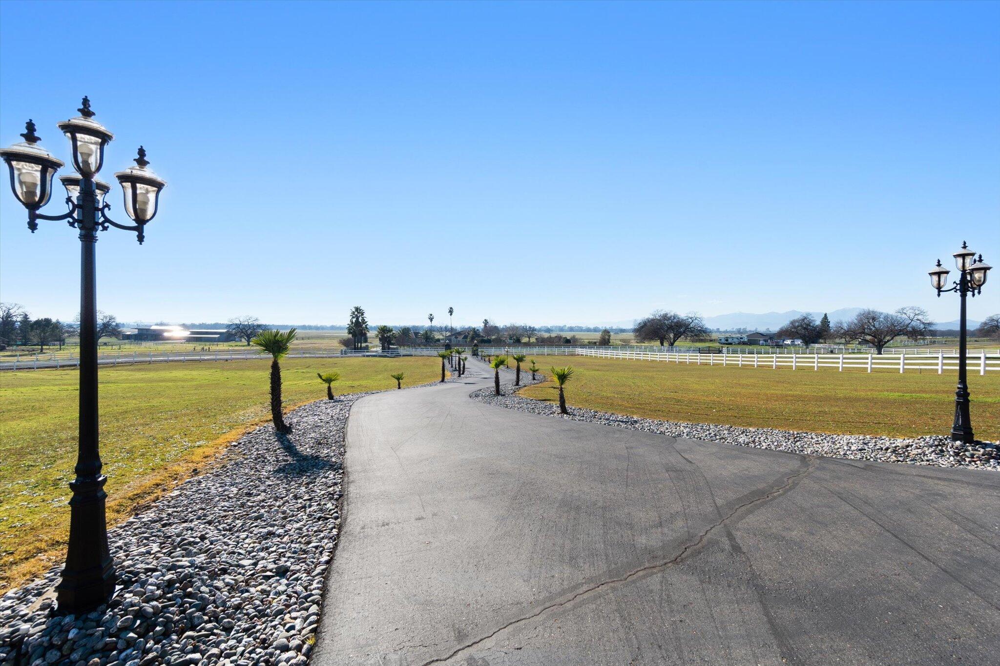 21810 Los Altos Drive