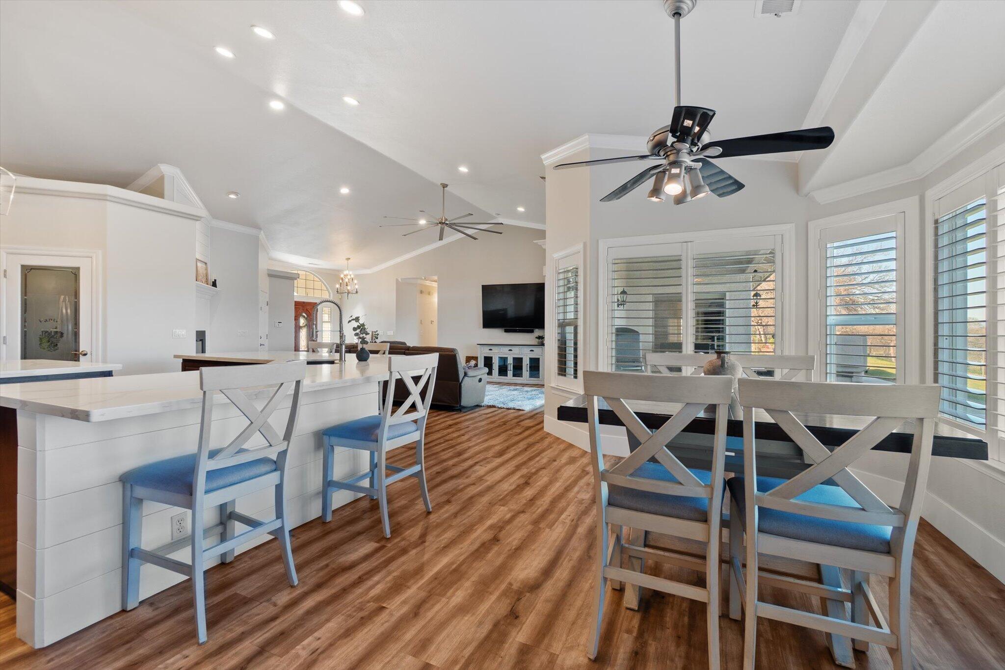 21810 Los Altos Drive