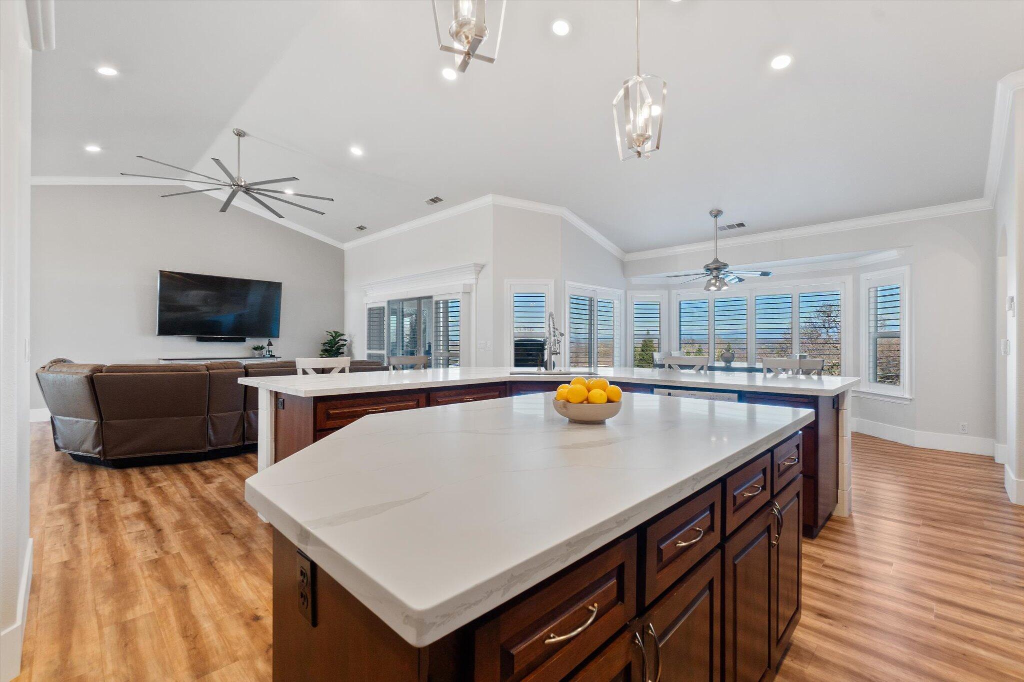 21810 Los Altos Drive