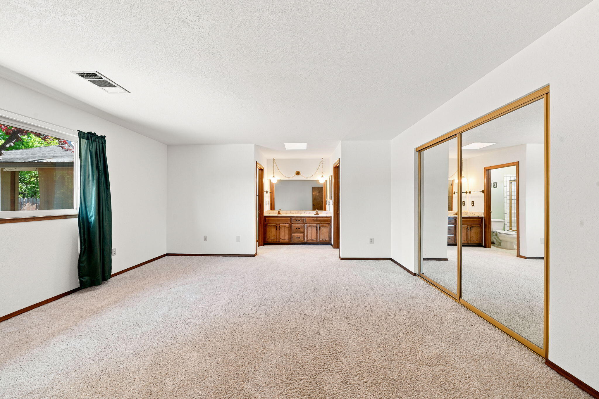 318 Woodhill Drive