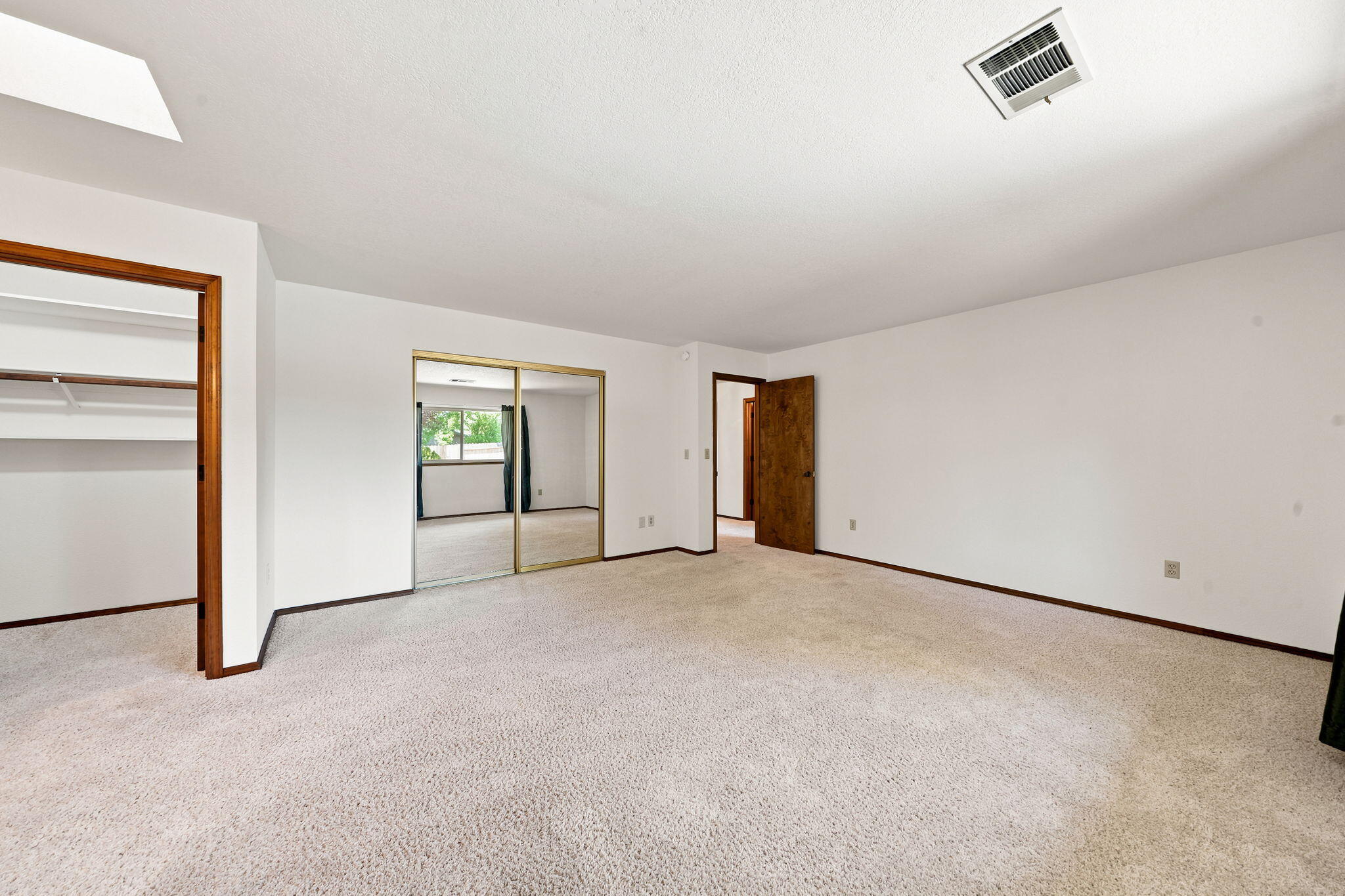318 Woodhill Drive