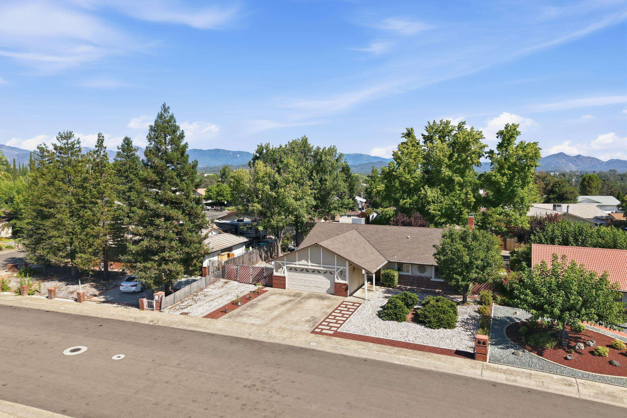 318 Woodhill Drive