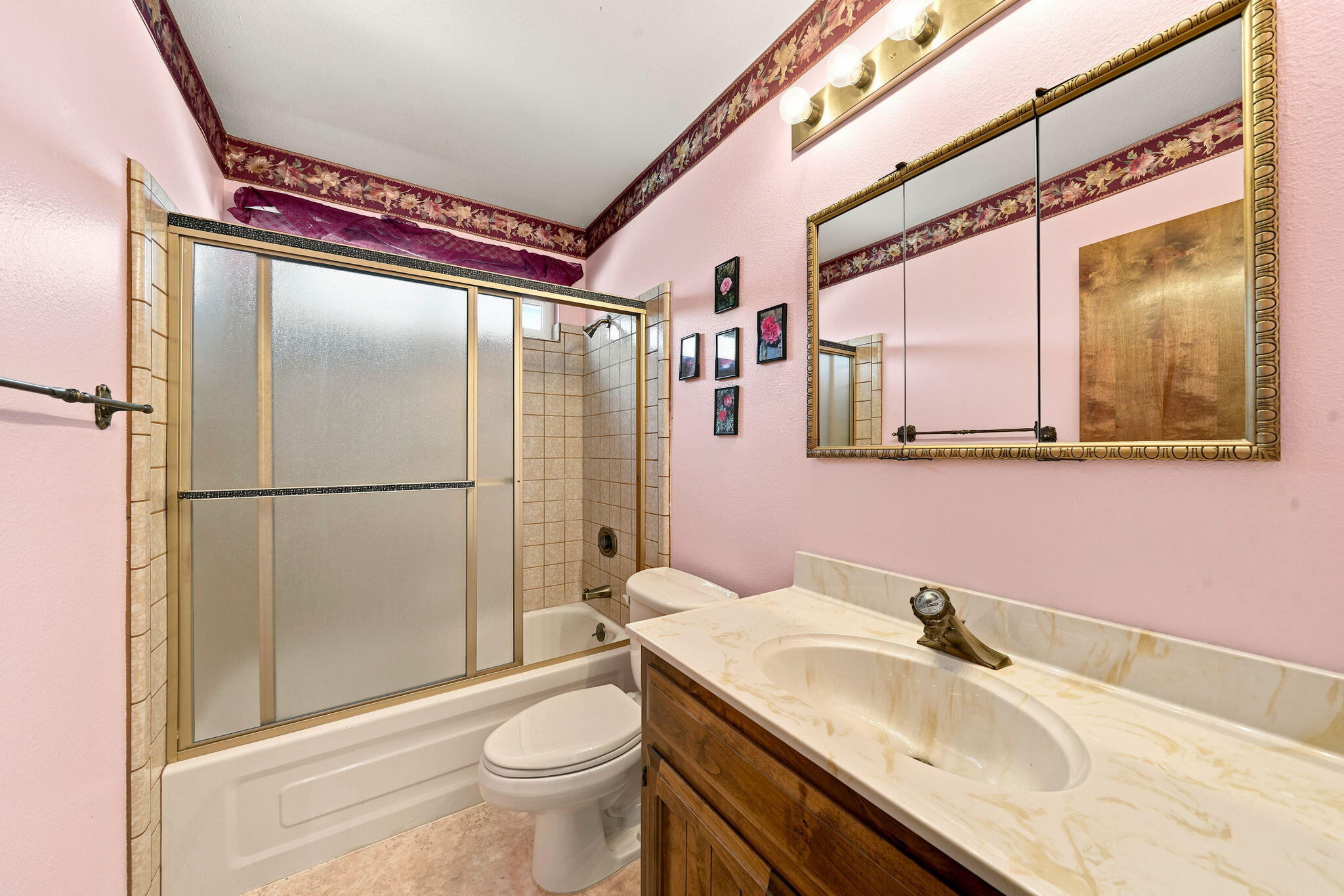 318 Woodhill Drive