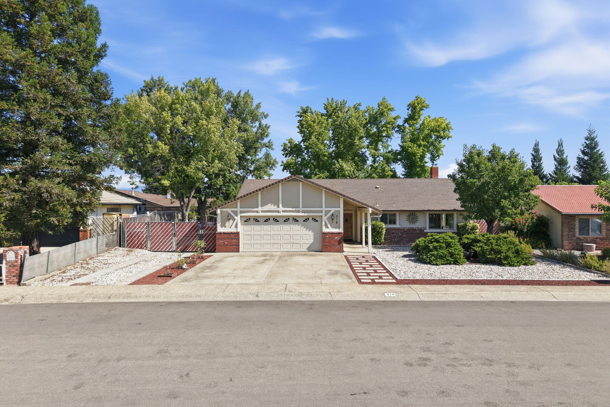 318 Woodhill Drive