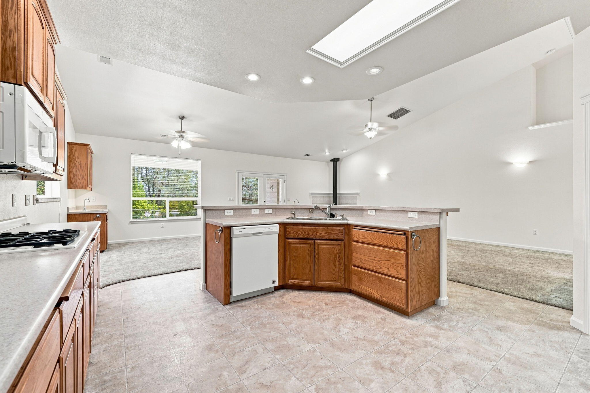 1114 Snowcap Trail