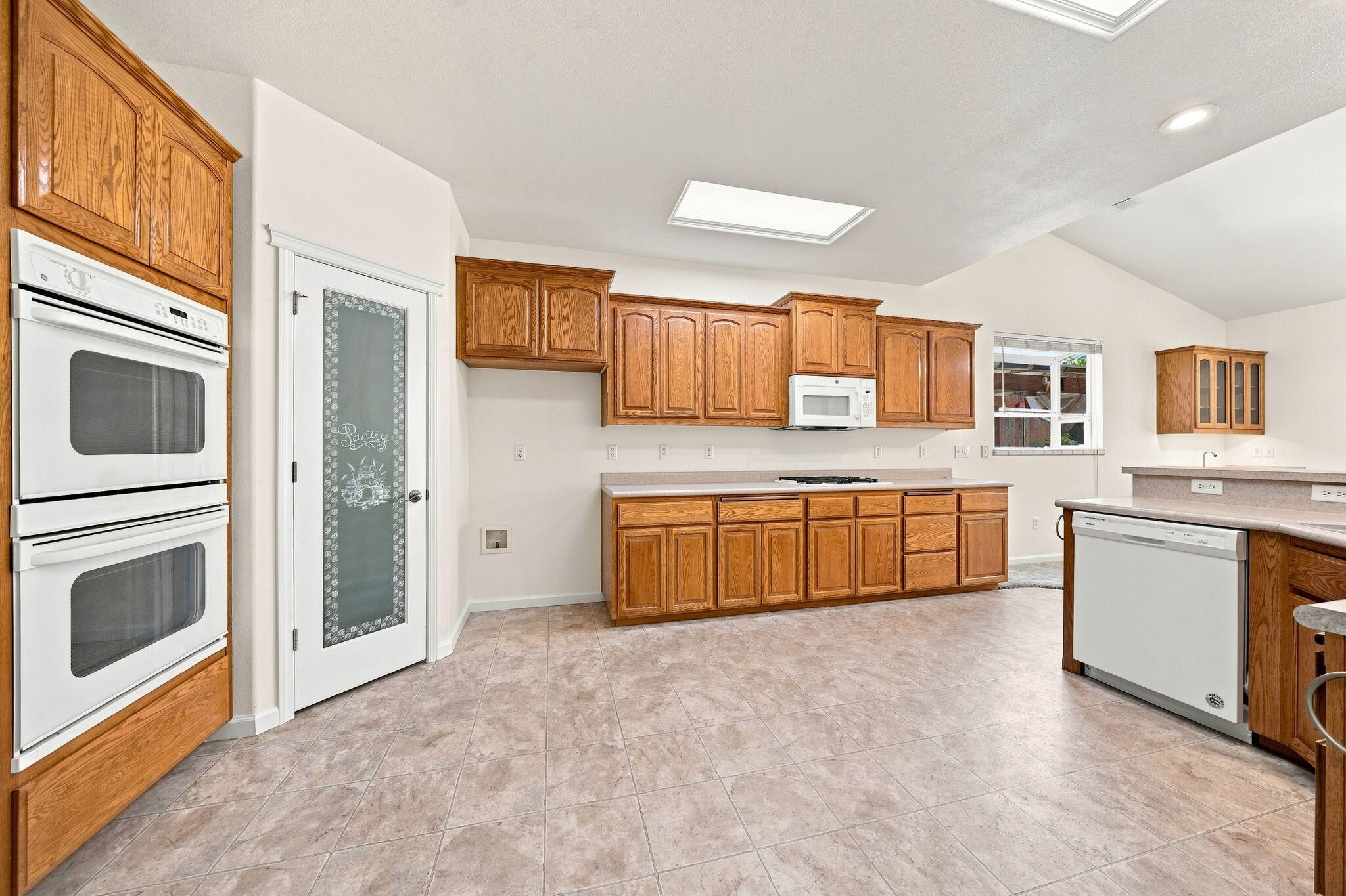 1114 Snowcap Trail