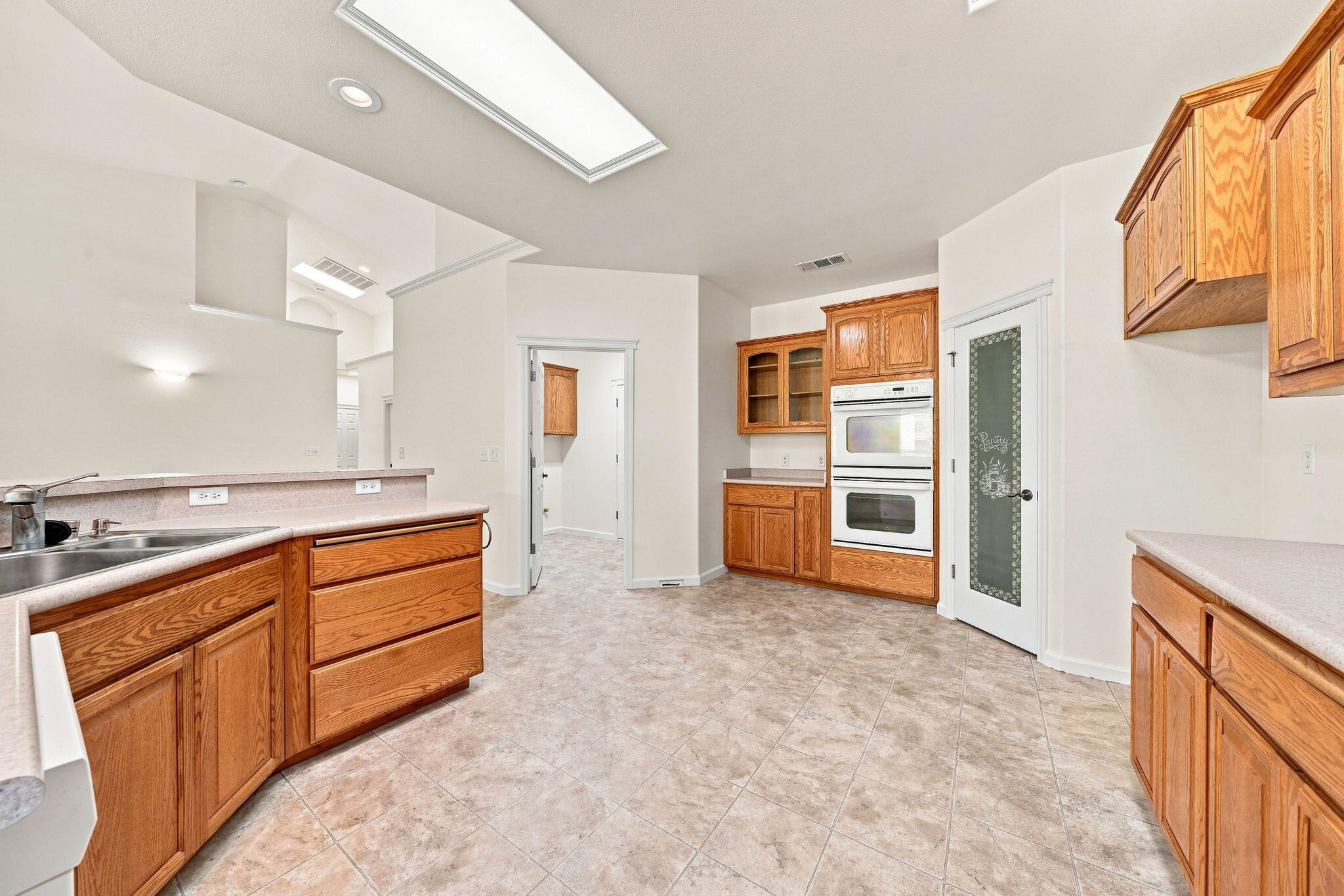 1114 Snowcap Trail