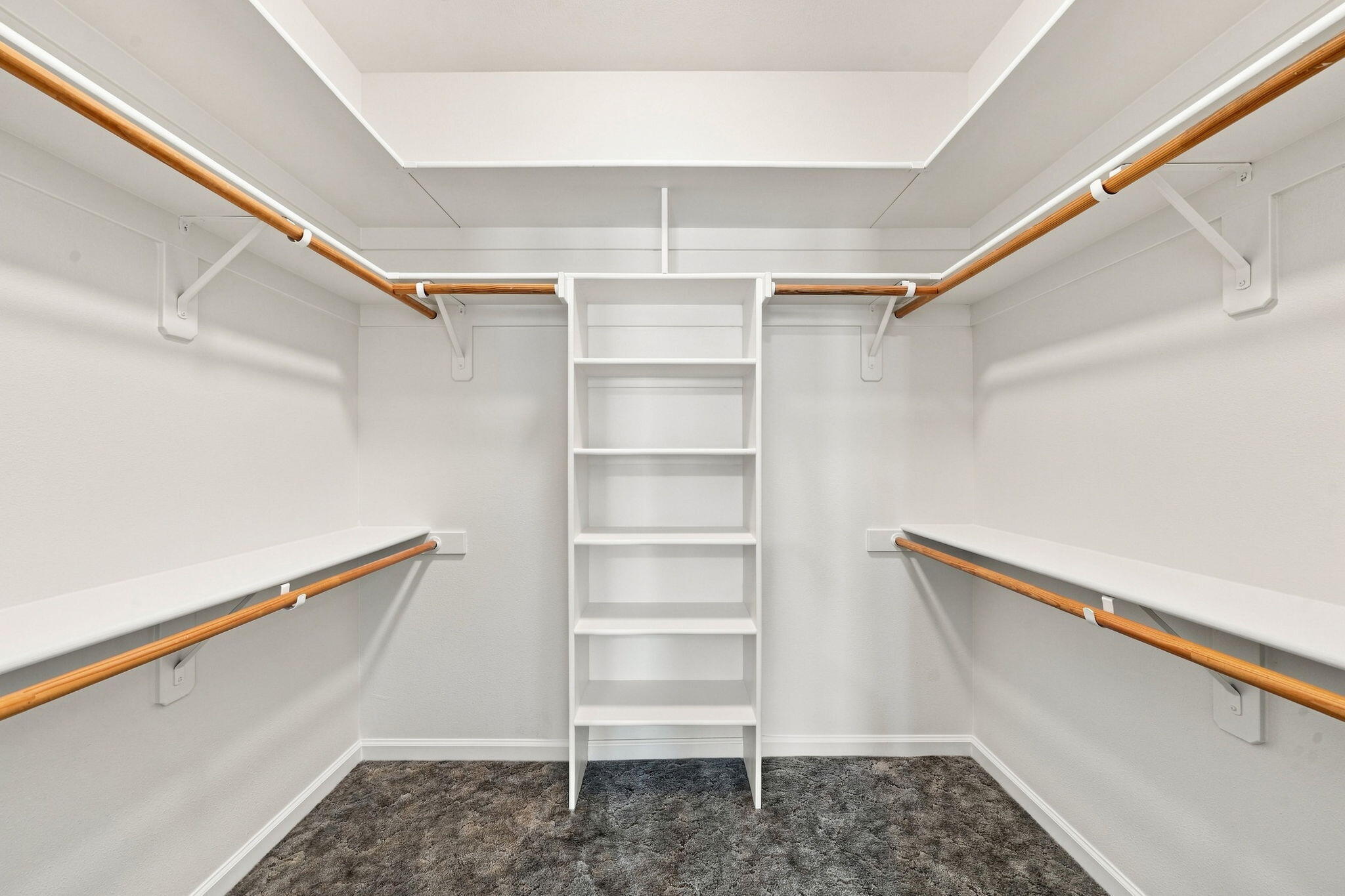 1114 Snowcap Trail