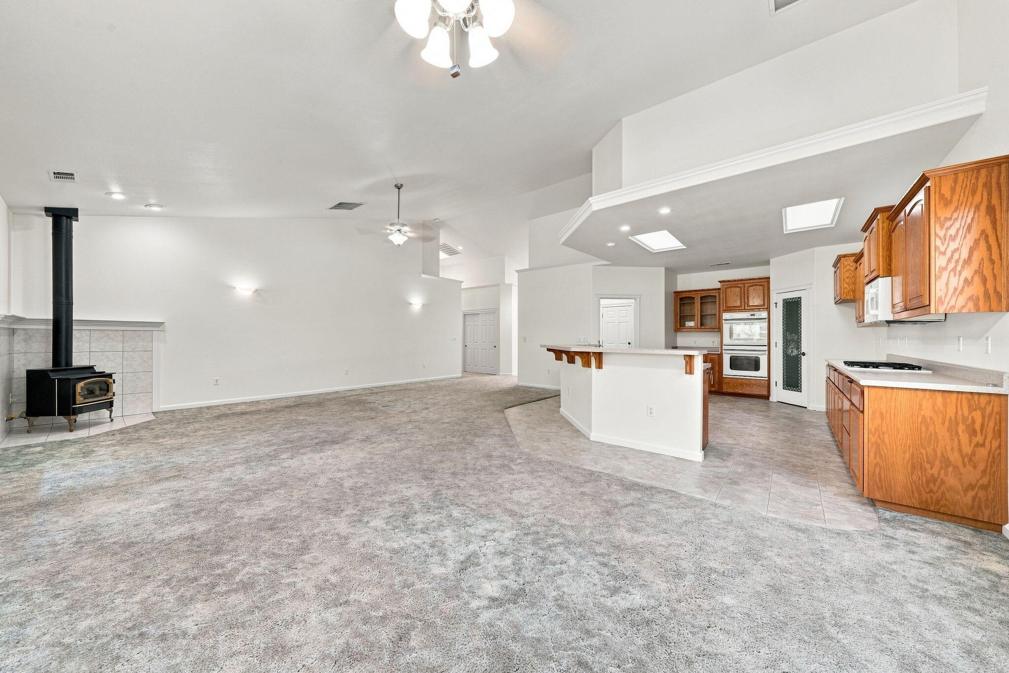 1114 Snowcap Trail