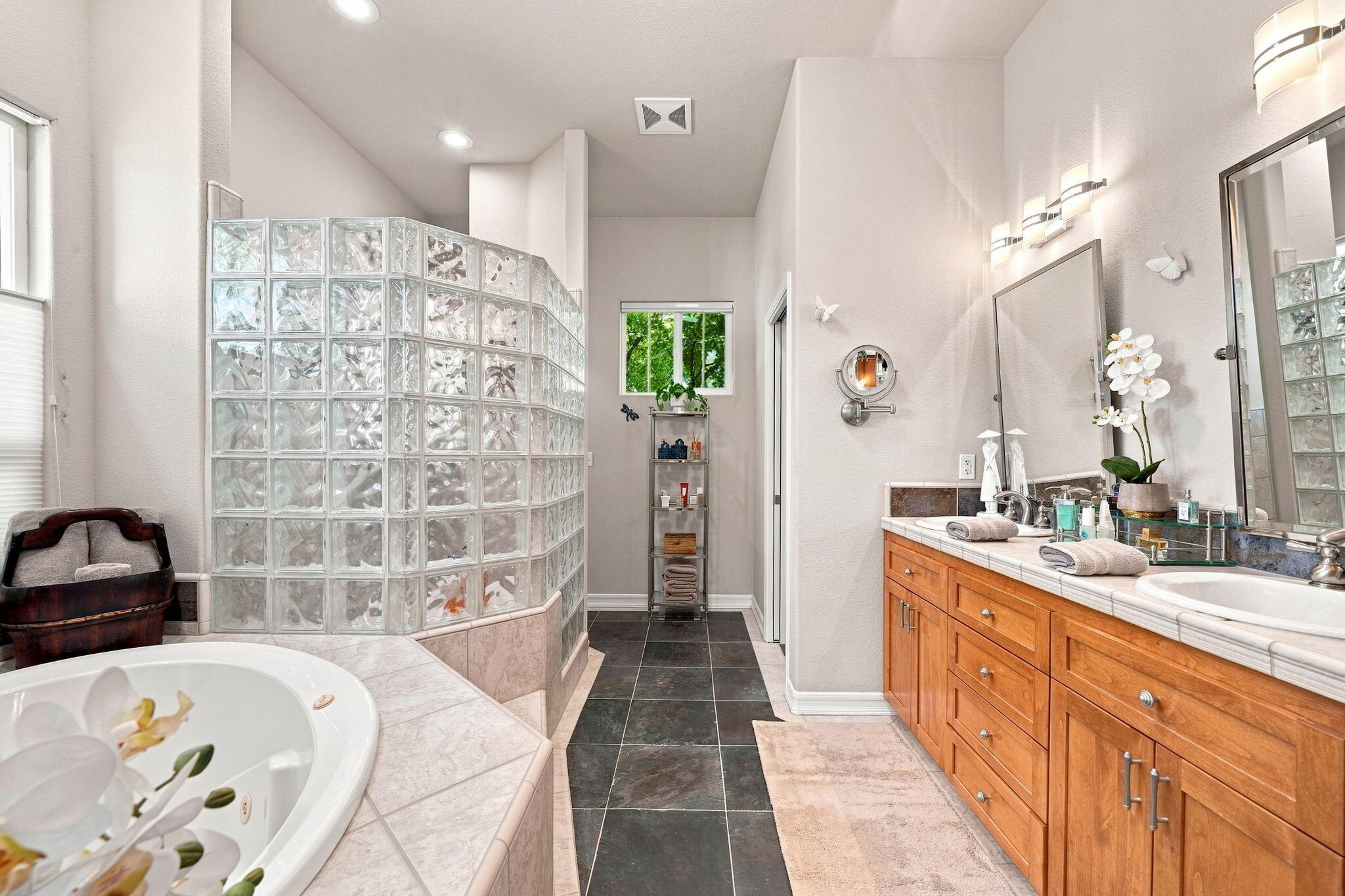 3179 Pinot Path