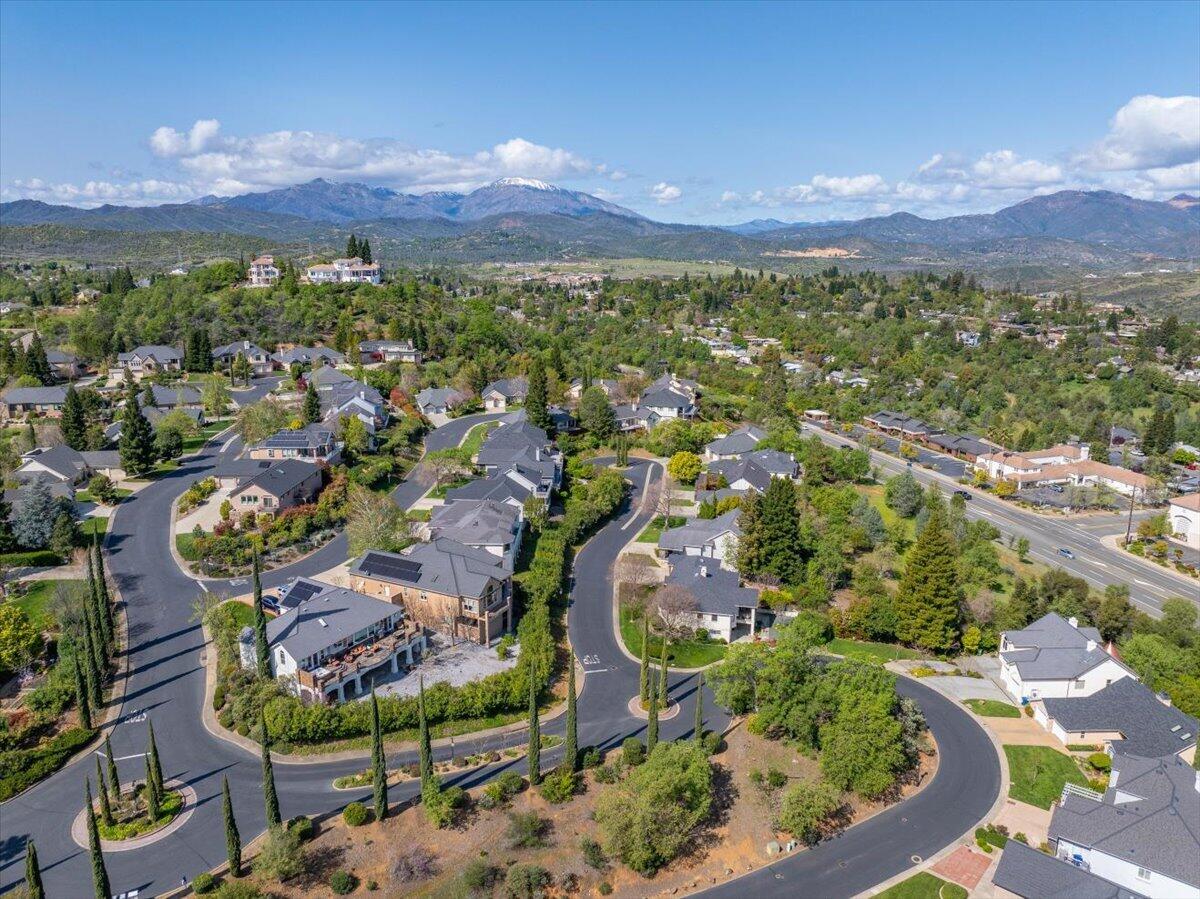 3179 Pinot Path