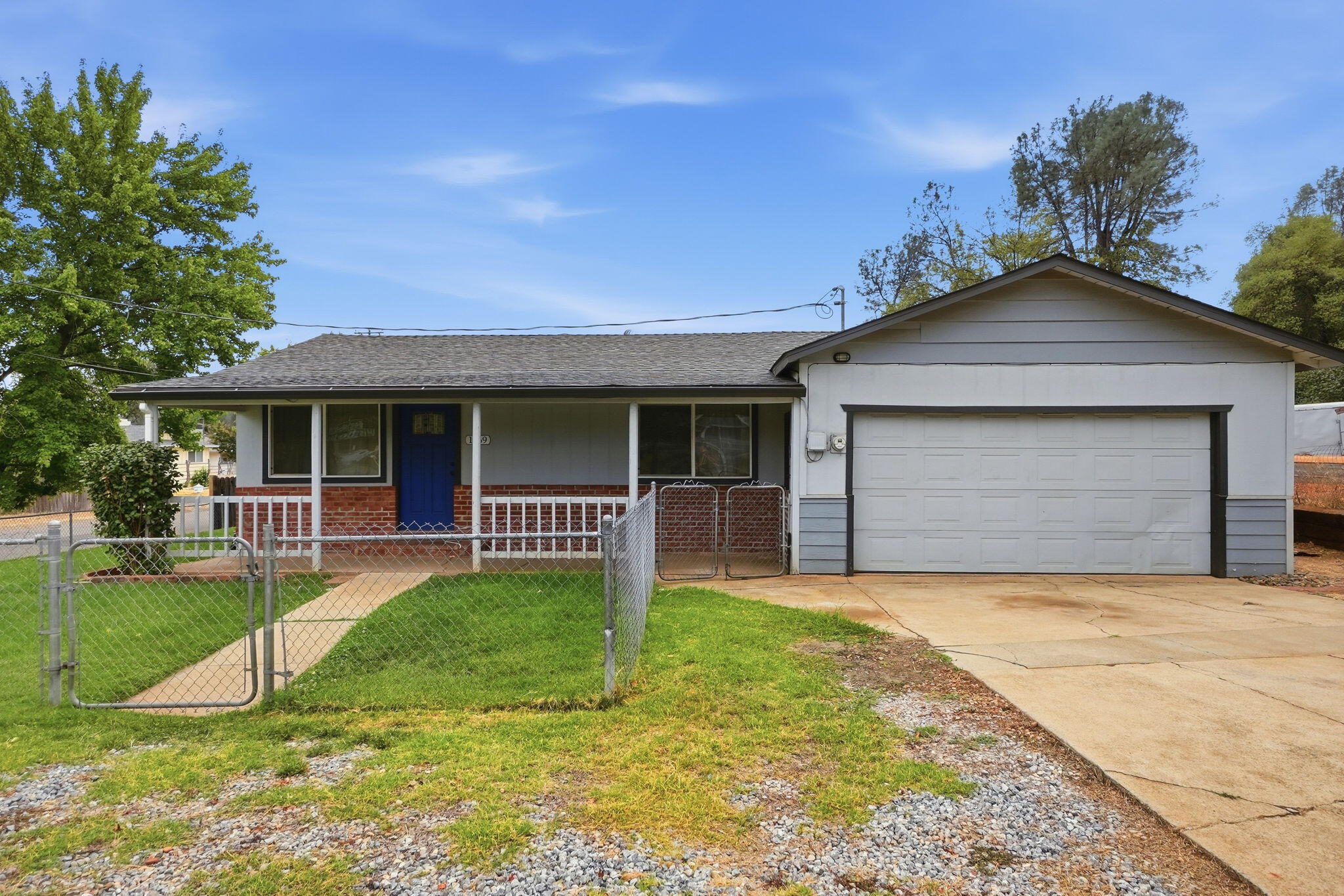 1669 Mistletoe Lane