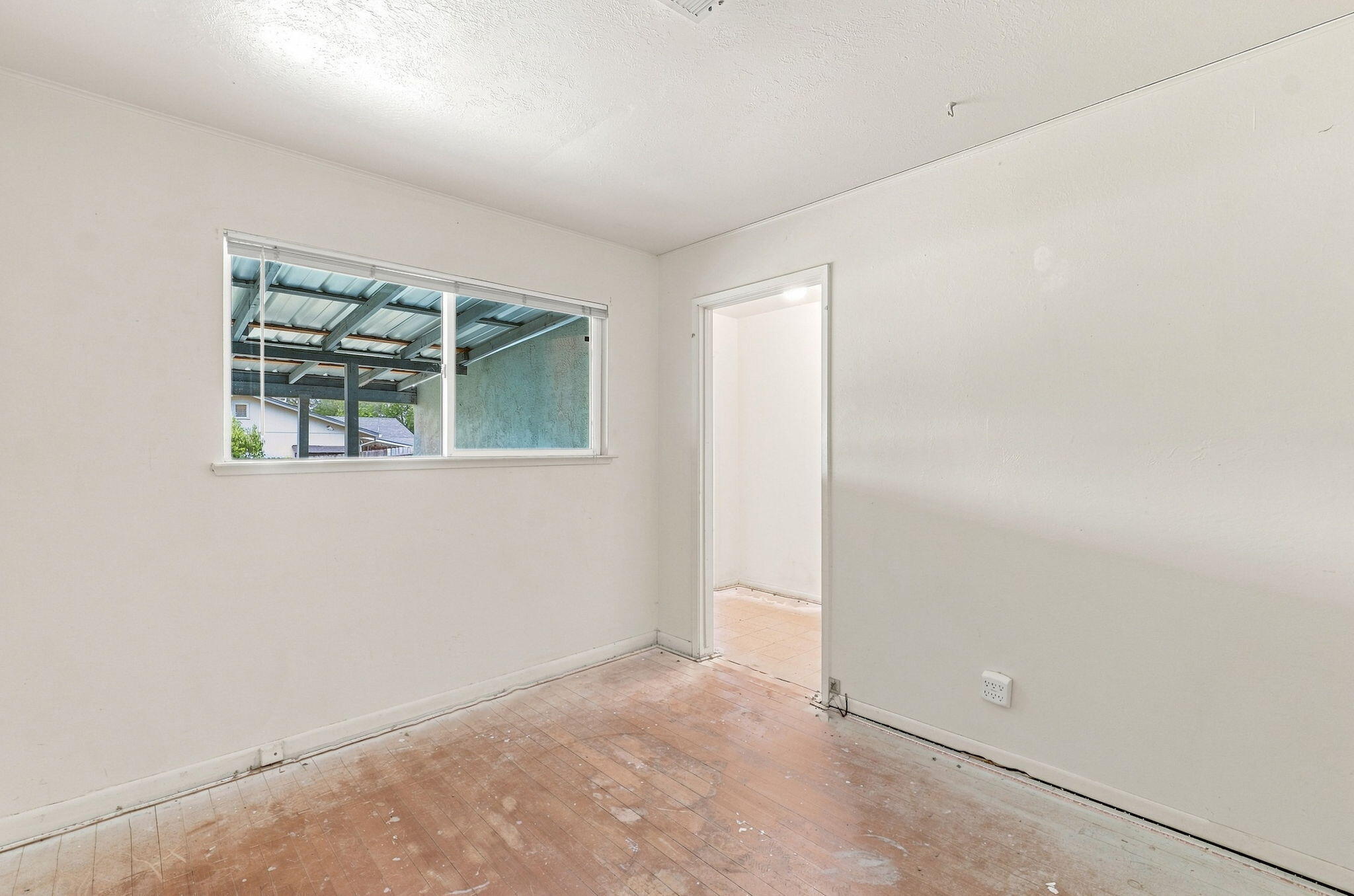 1669 Mistletoe Lane